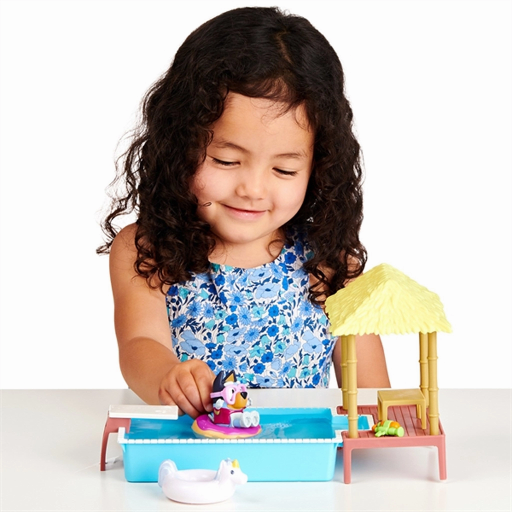 Bluey Pool Time Fun Playset