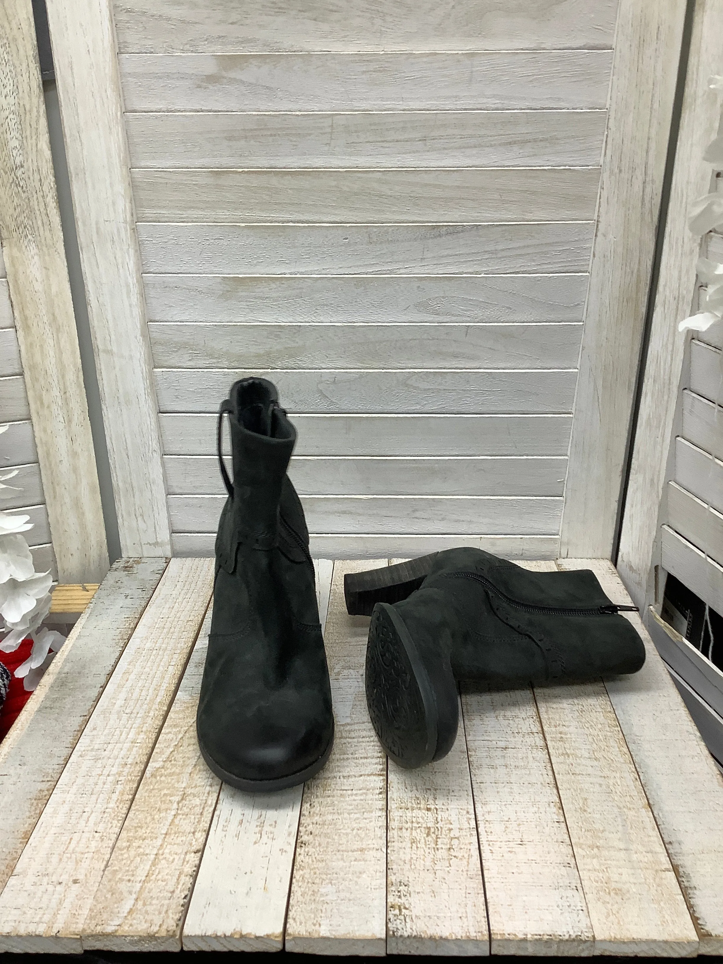 Boots Ankle Heels By Clarks  Size: 8 clarks