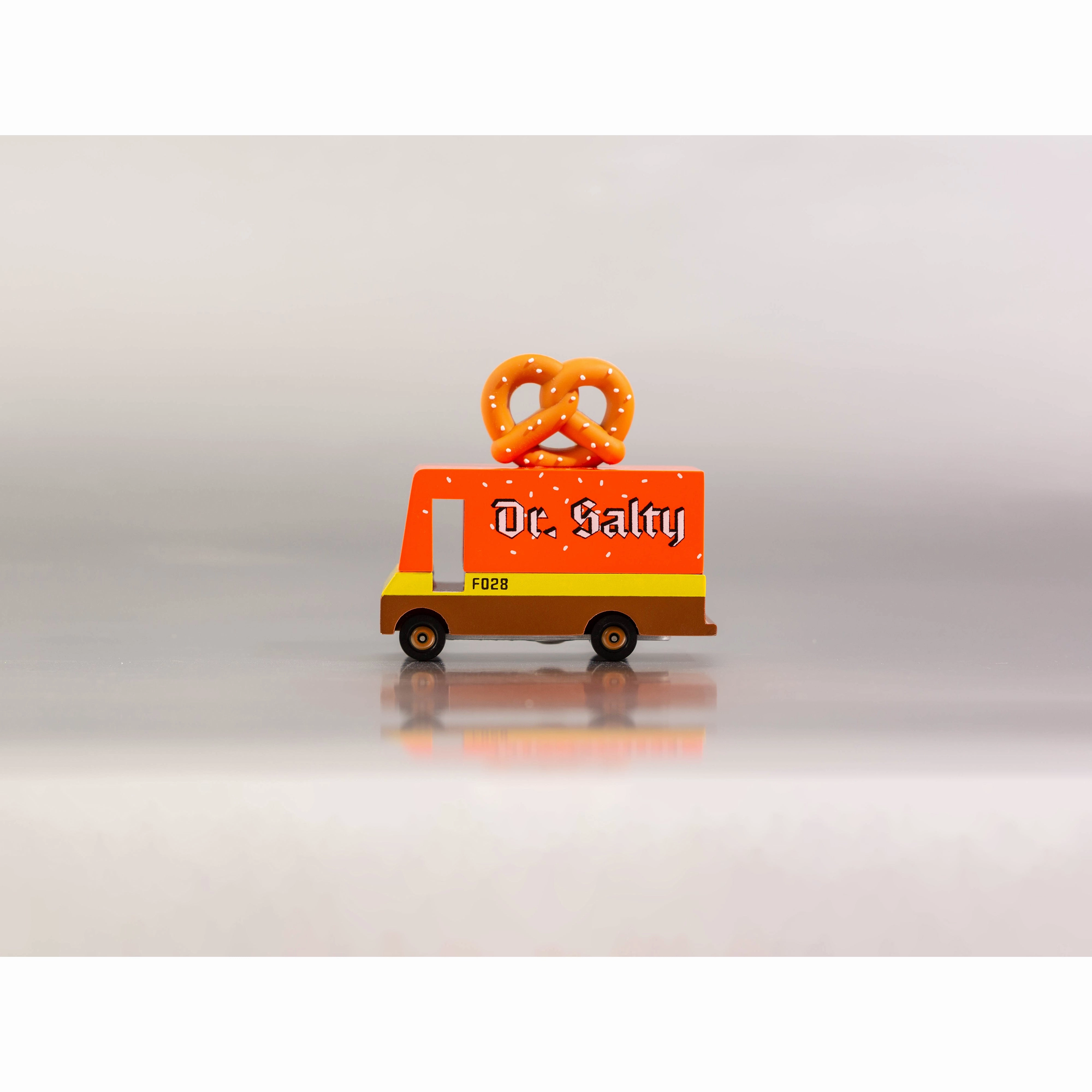 Candylab Candycar Pretzel