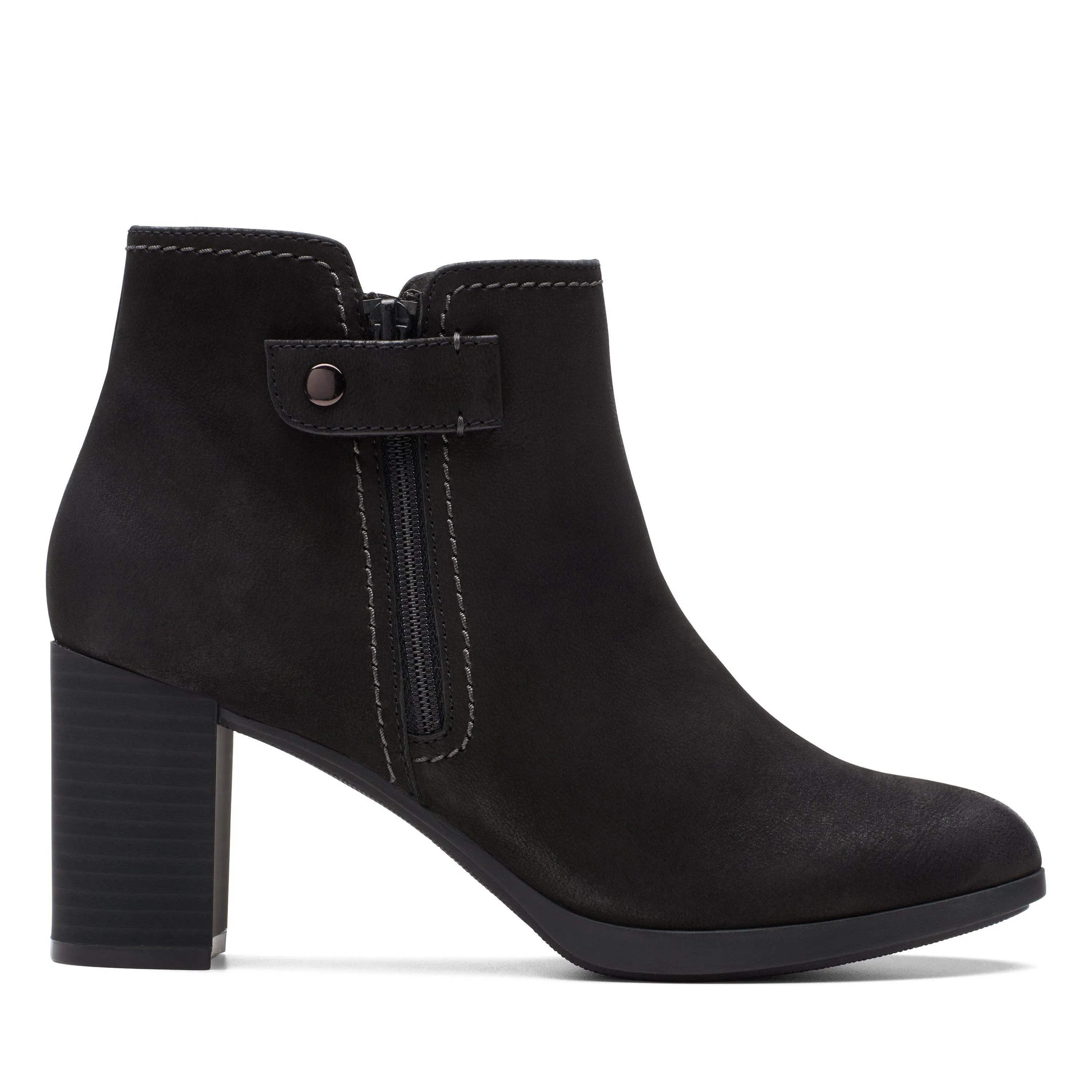 Clarks Bayla Glow in Black Nubuck