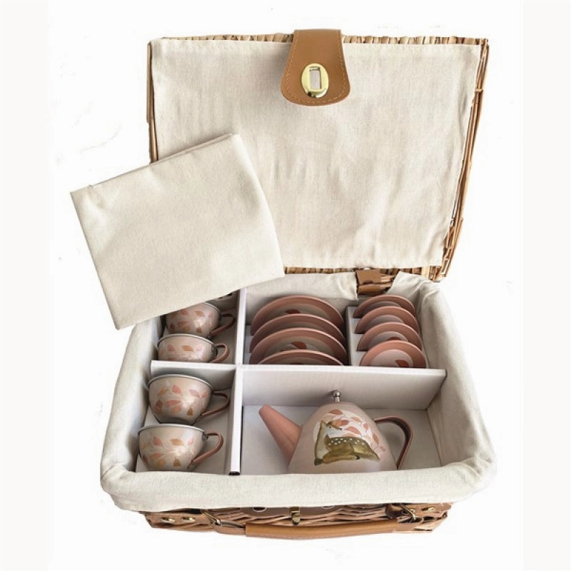 Egmont Toys Tin Tea Set Fawn In A Wicker