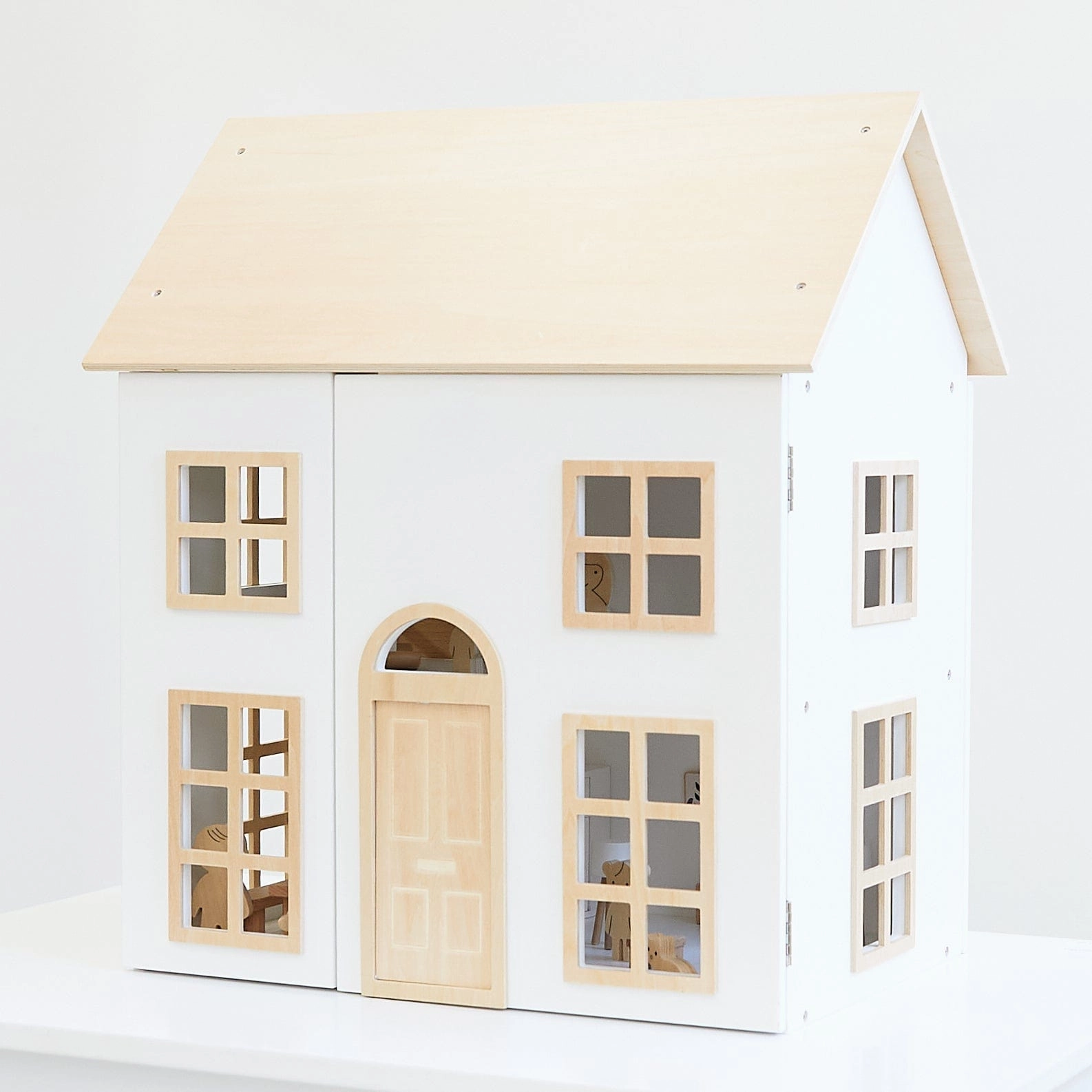 ELSA Doll House with Furniture & Doll Family Set - Preorder