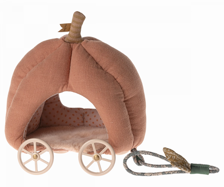 Furniture For Mouse - Pumpkin Carriage