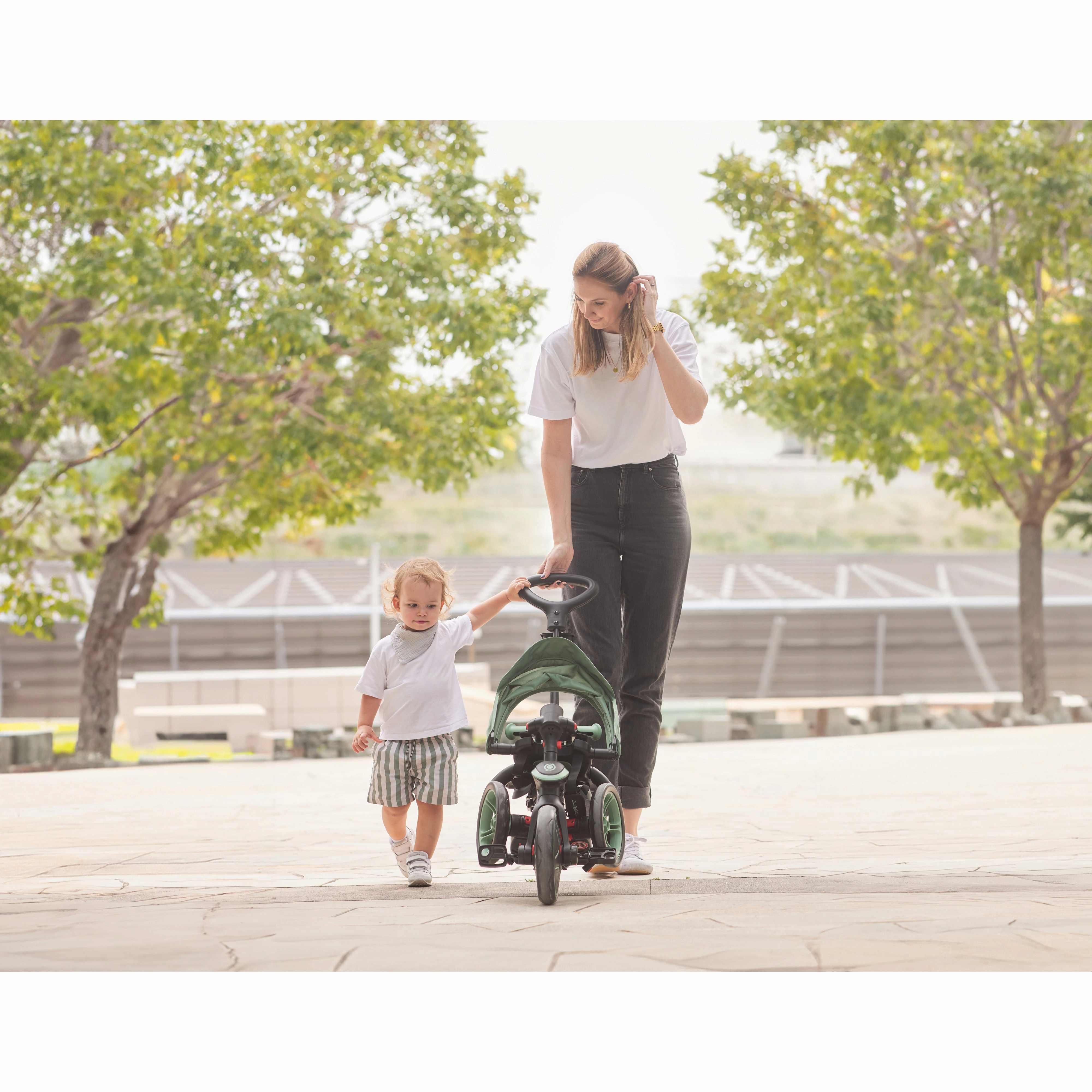 Globber Explorer Trike 41  - Mint () (10M - 5Y)