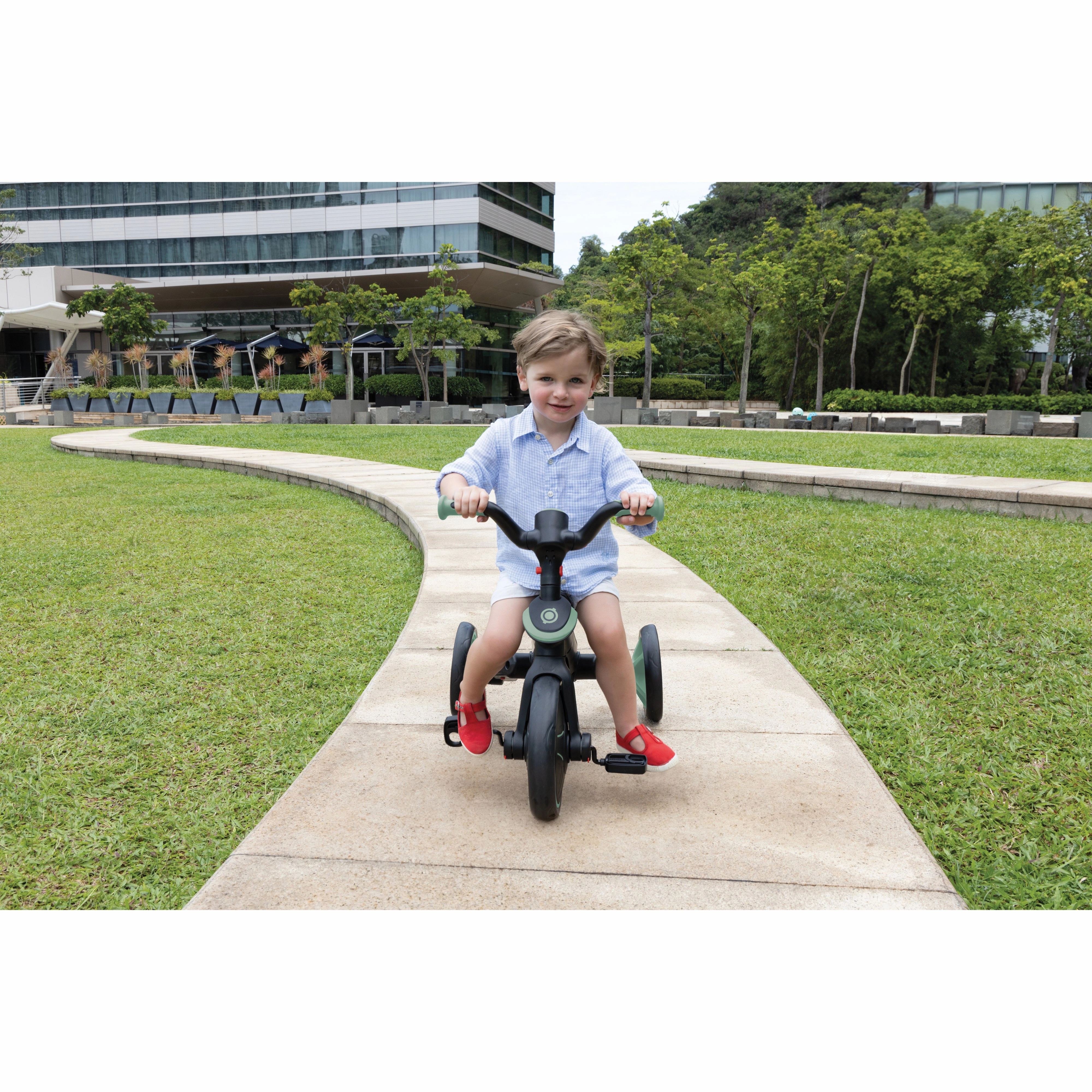 Globber Explorer Trike 41  - Mint () (10M - 5Y)