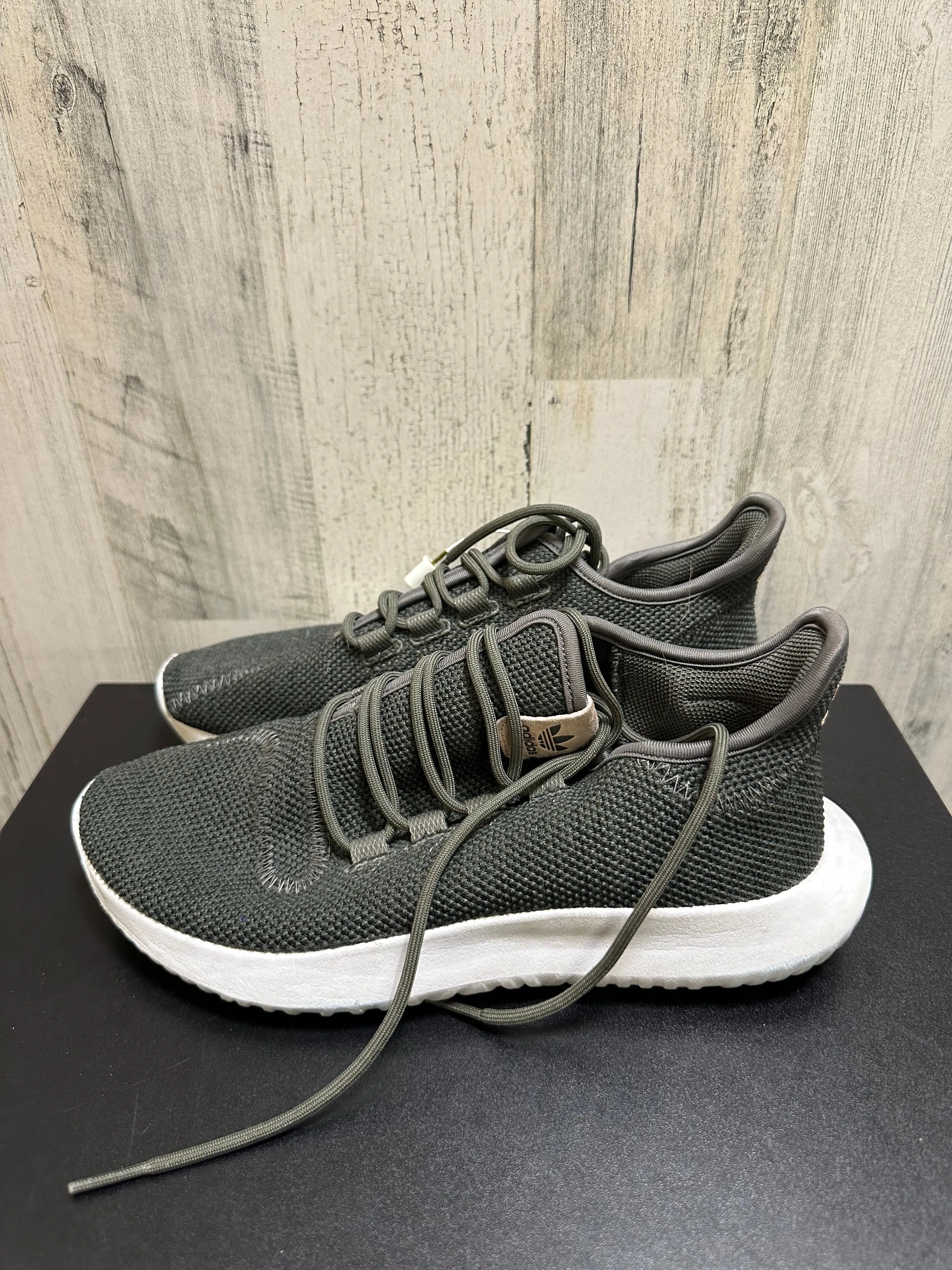 Green Shoes Athletic Adidas, Size 7.5 adidas