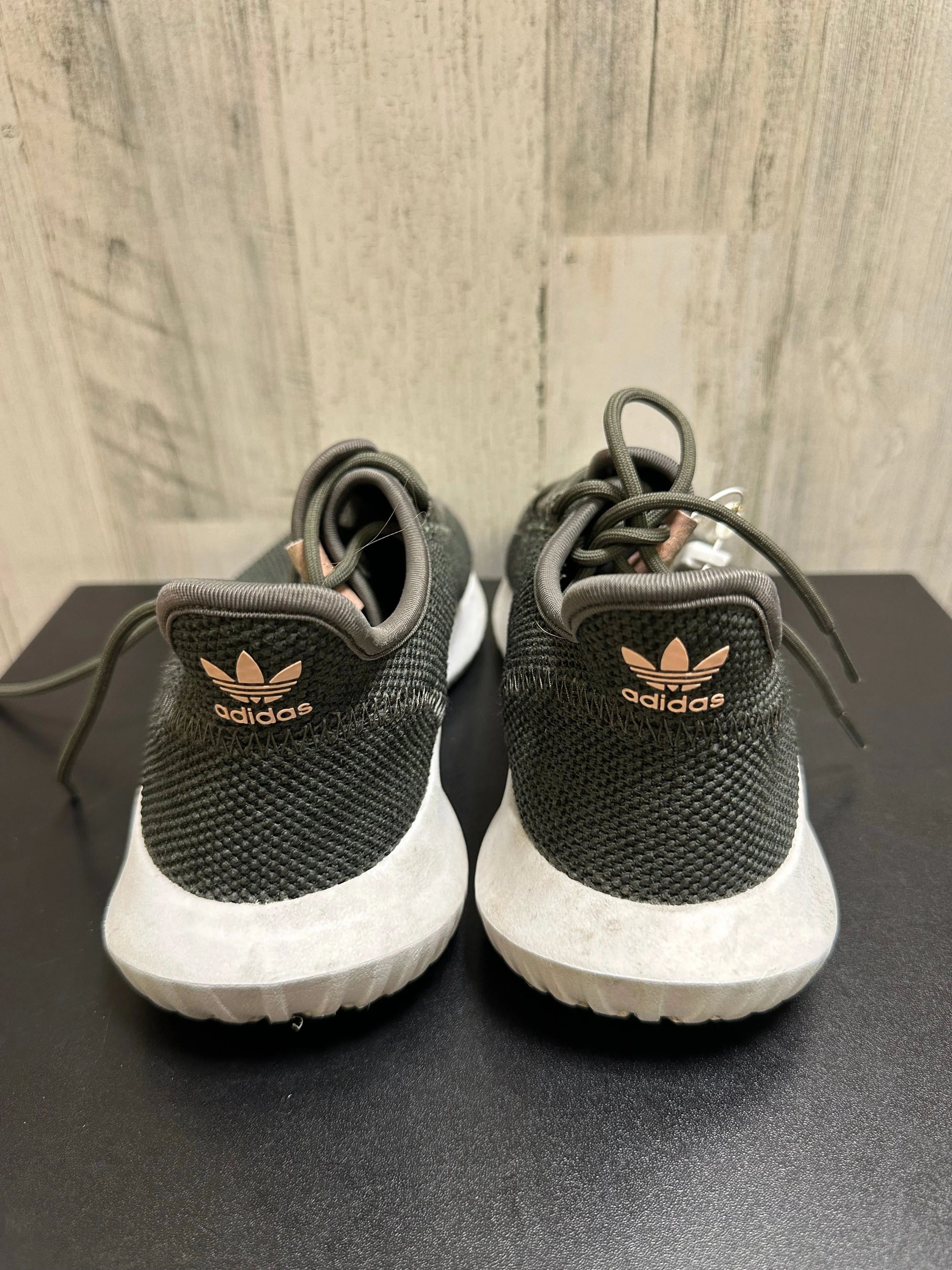 Green Shoes Athletic Adidas, Size 7.5 adidas