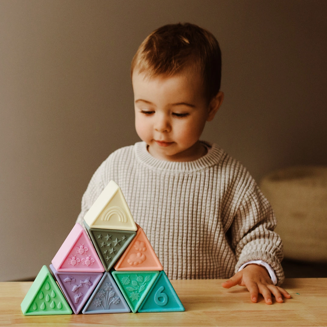 Jellystone Designs Triblox - Rainbow Bright