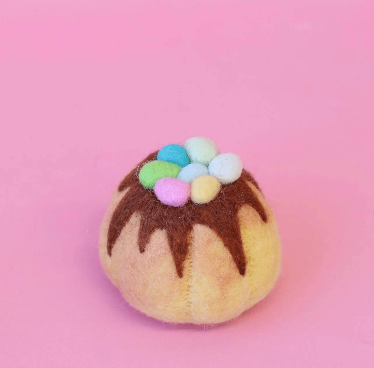 Juni Moon Easter Egg Sponge Cakes