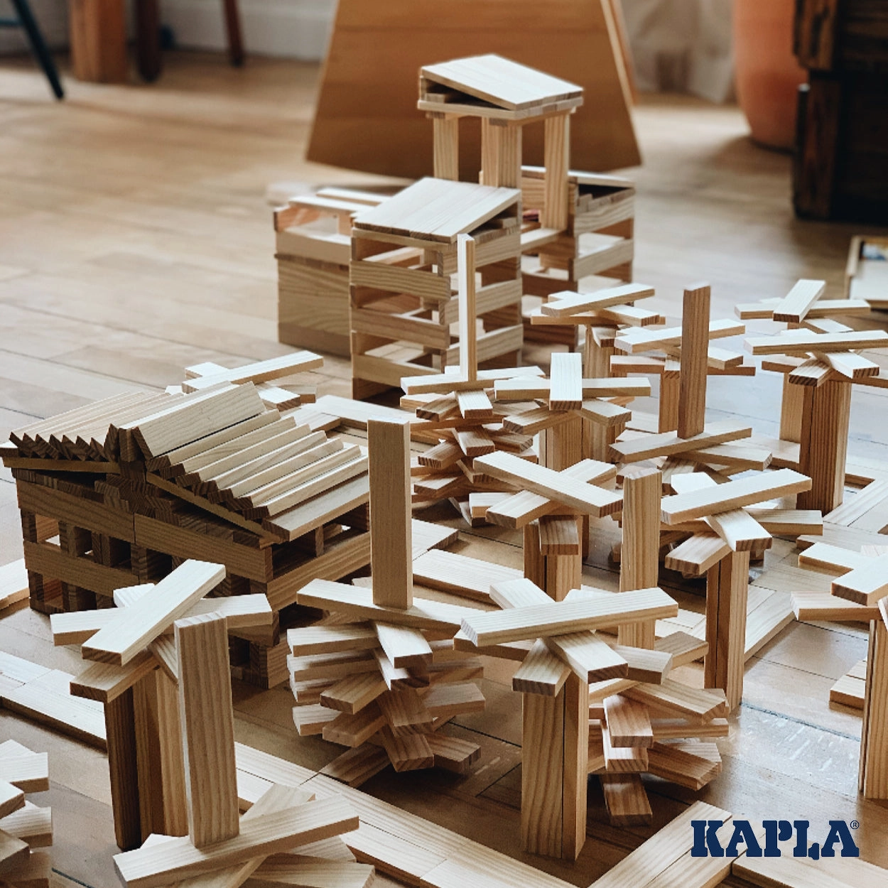 KAPLA 280 Case Red