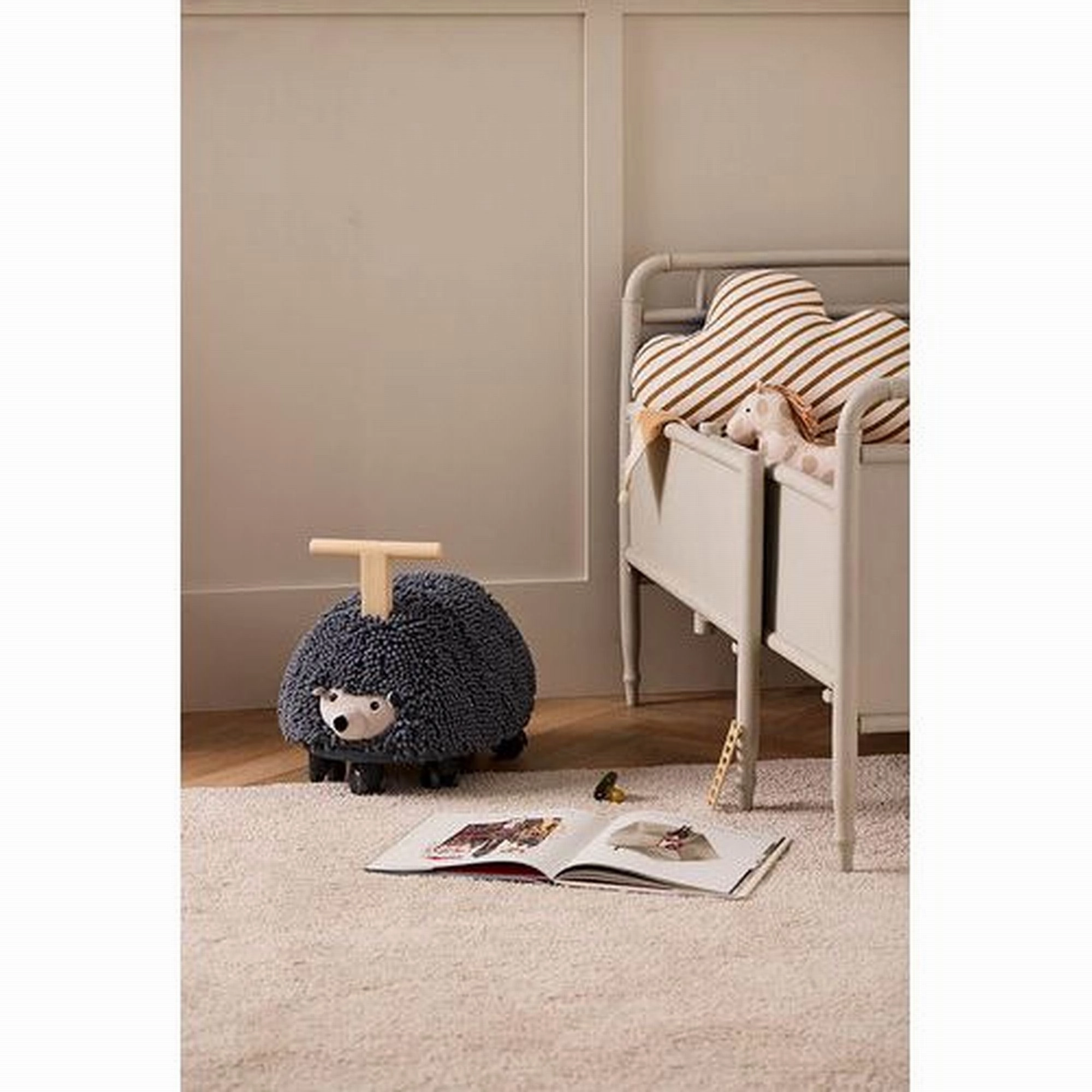 Kid's Concept Ride Along Hedgehog Edvin