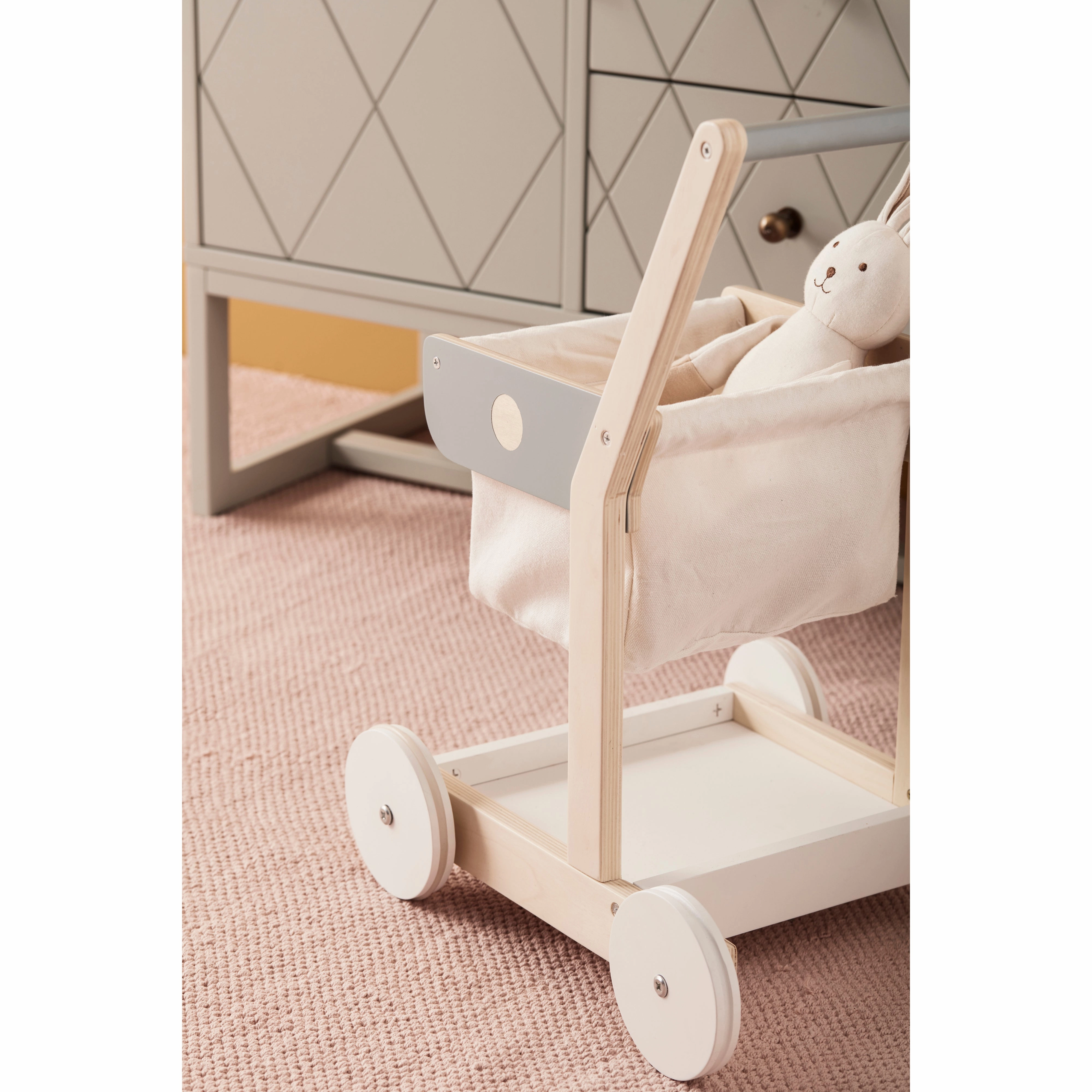 Kid's Concept Trolley Kid's Hub