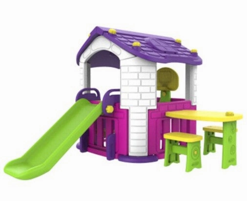 Kids Play house With One table and two Chairs