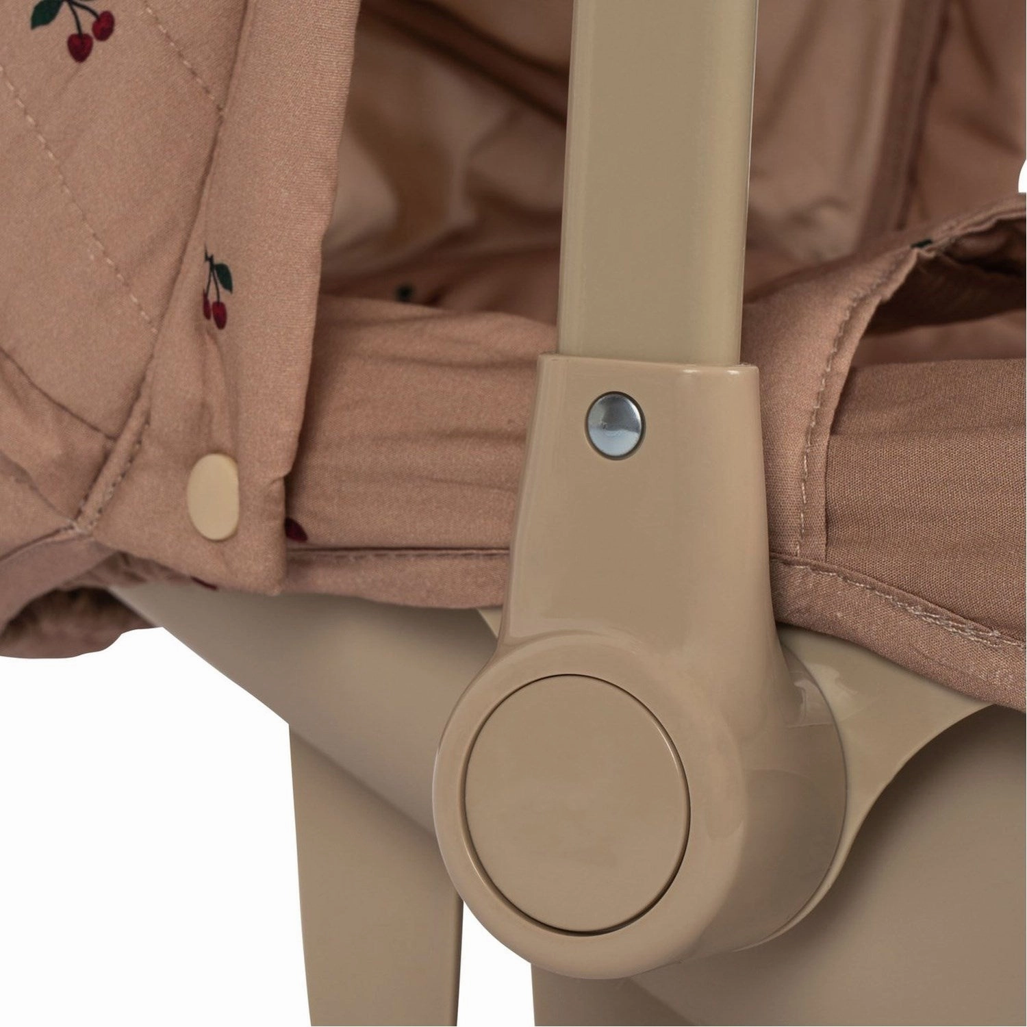 Konges Sl?jd Doll Play Car Seat Cherry