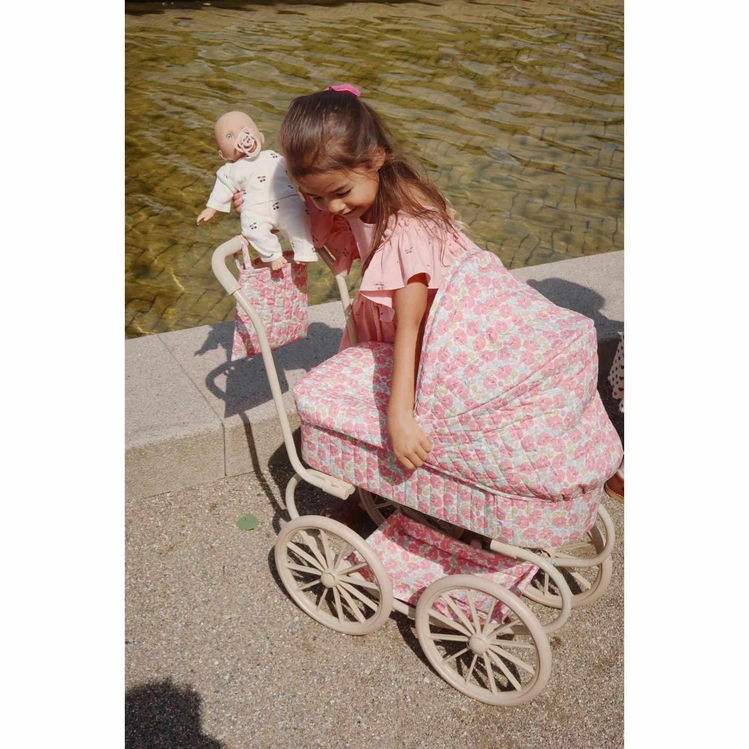 Konges Sl?jd Rose Anglaise Minnie Doll Pram