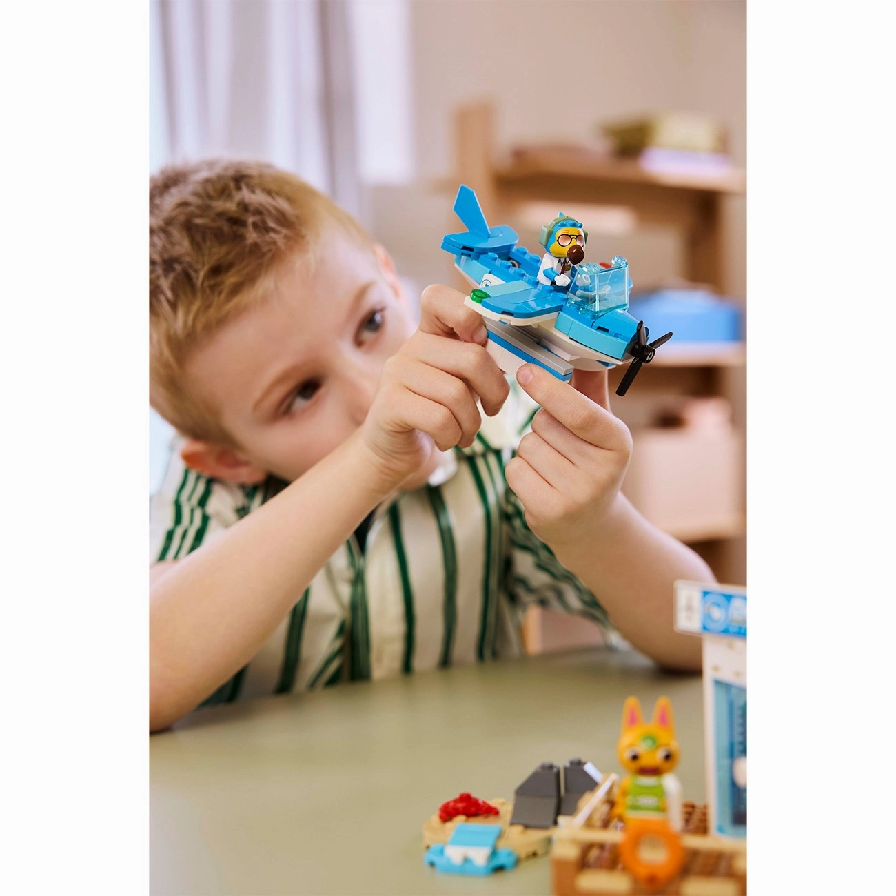 LEGO? Animal Crossing Fly with Dodo Airlines