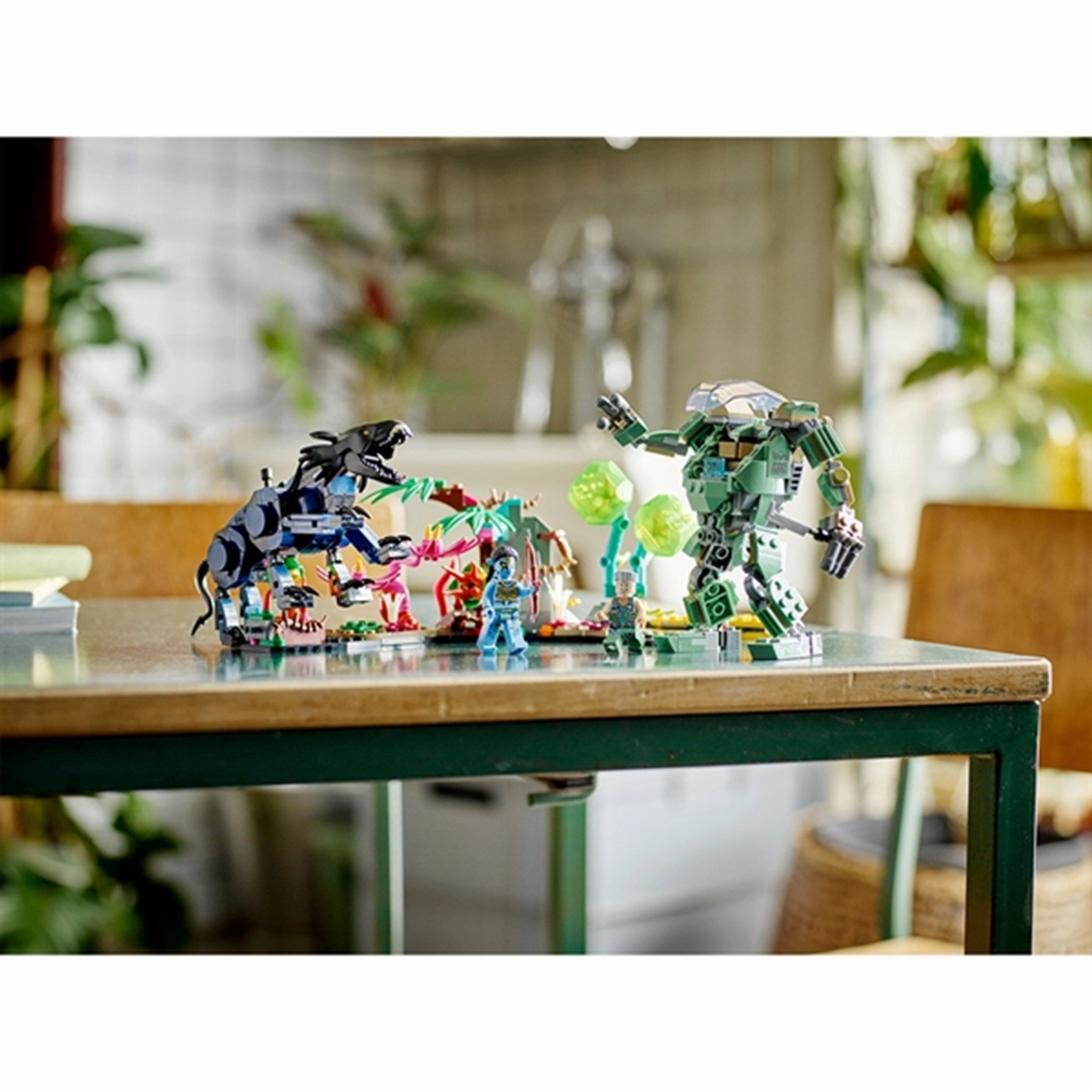 LEGO? Avatar Neytiri & Thanator vs. AMP Suit Quaritch
