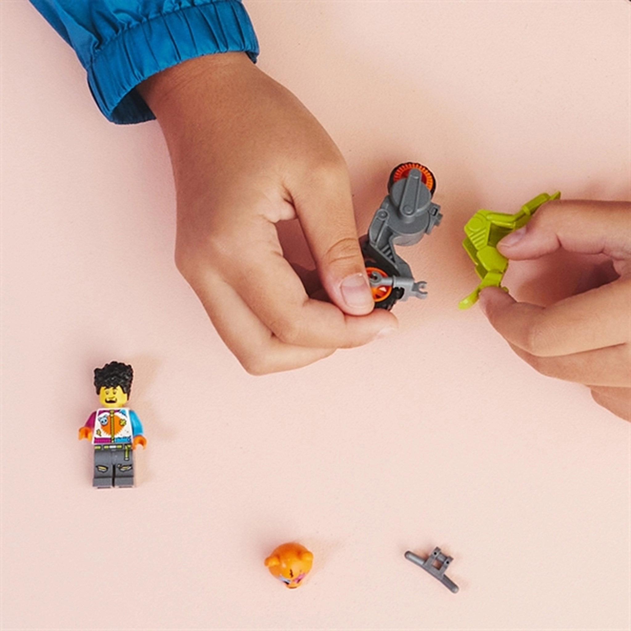 LEGO City Bear Stunt Bike