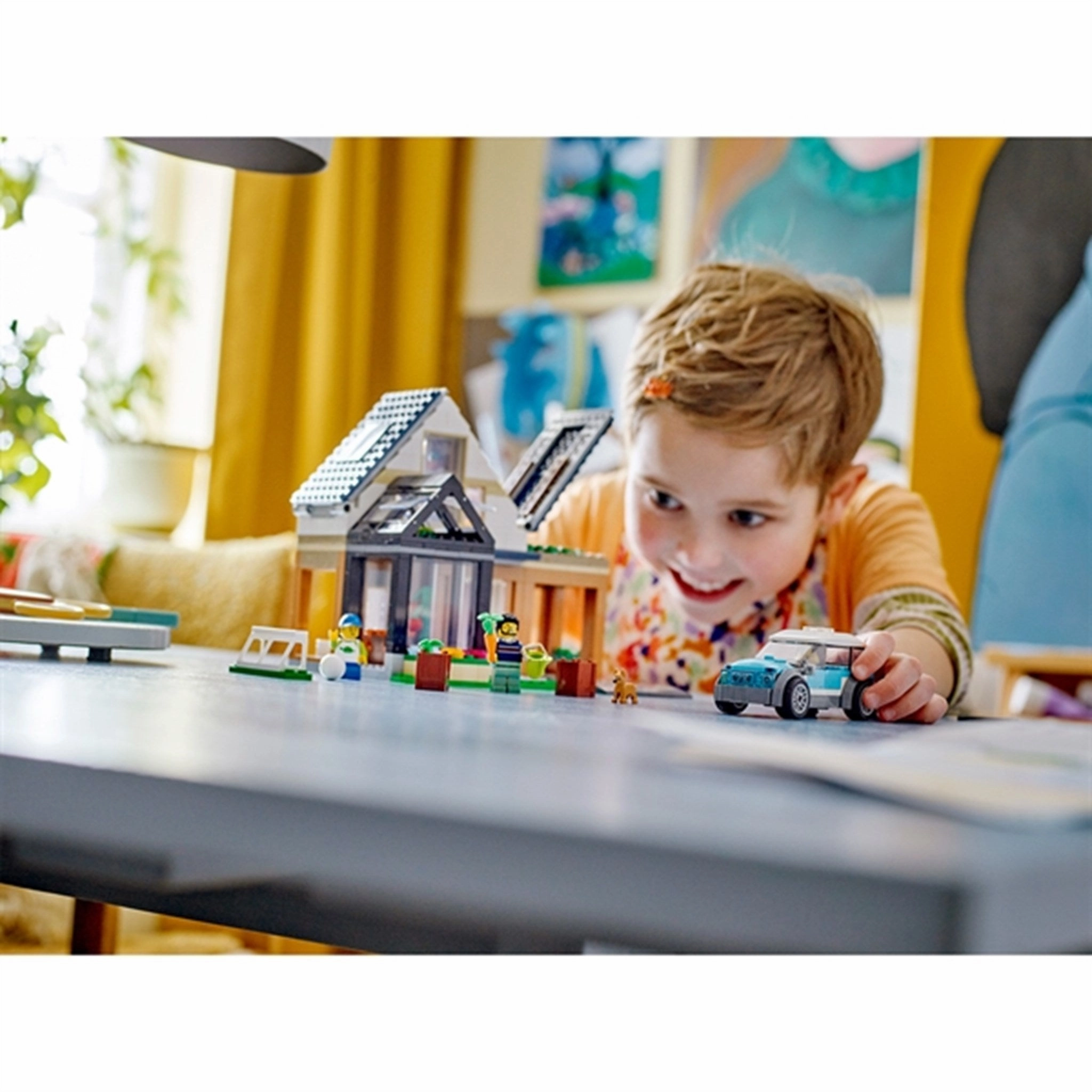 LEGO City Family House and Electric Car