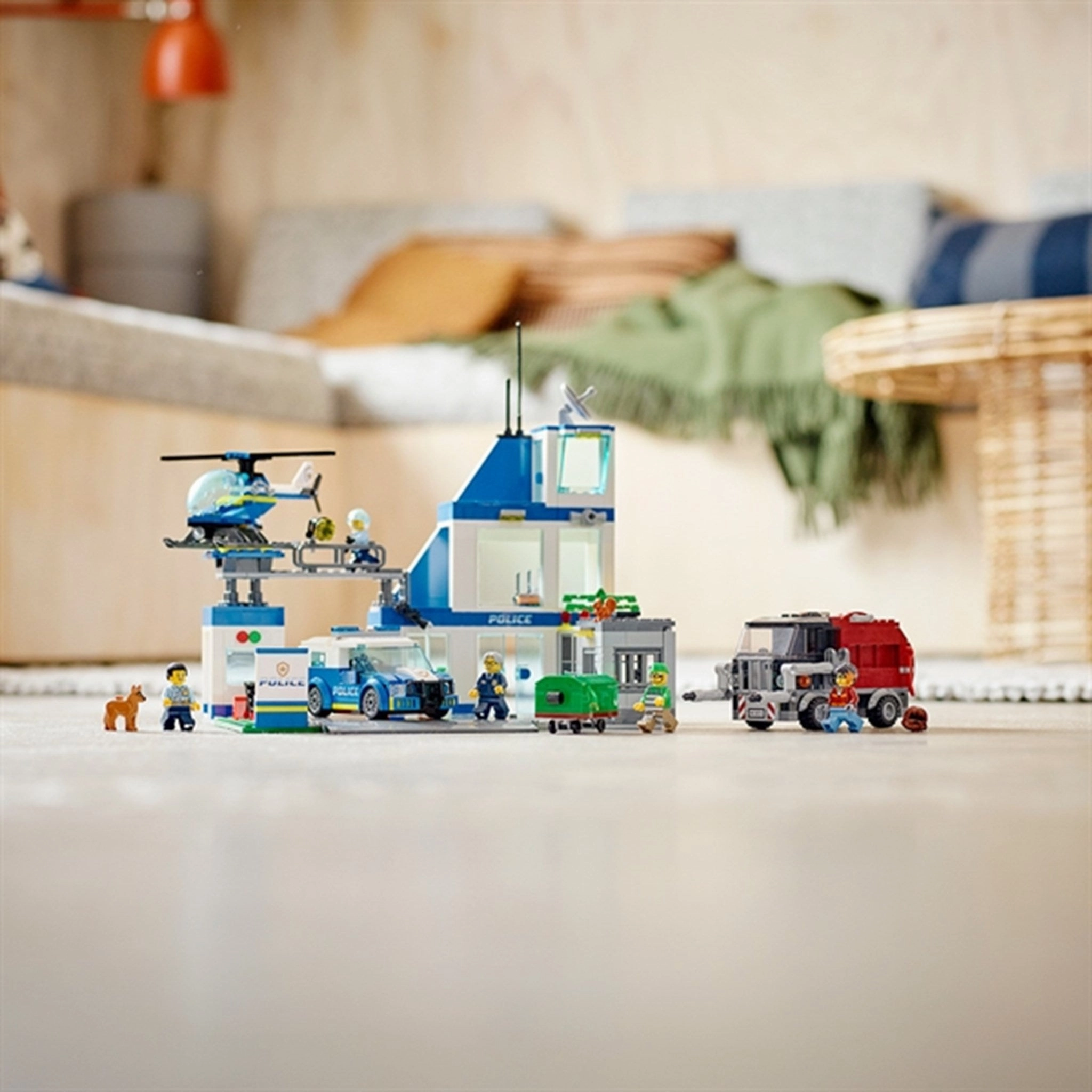 LEGO City Police Station