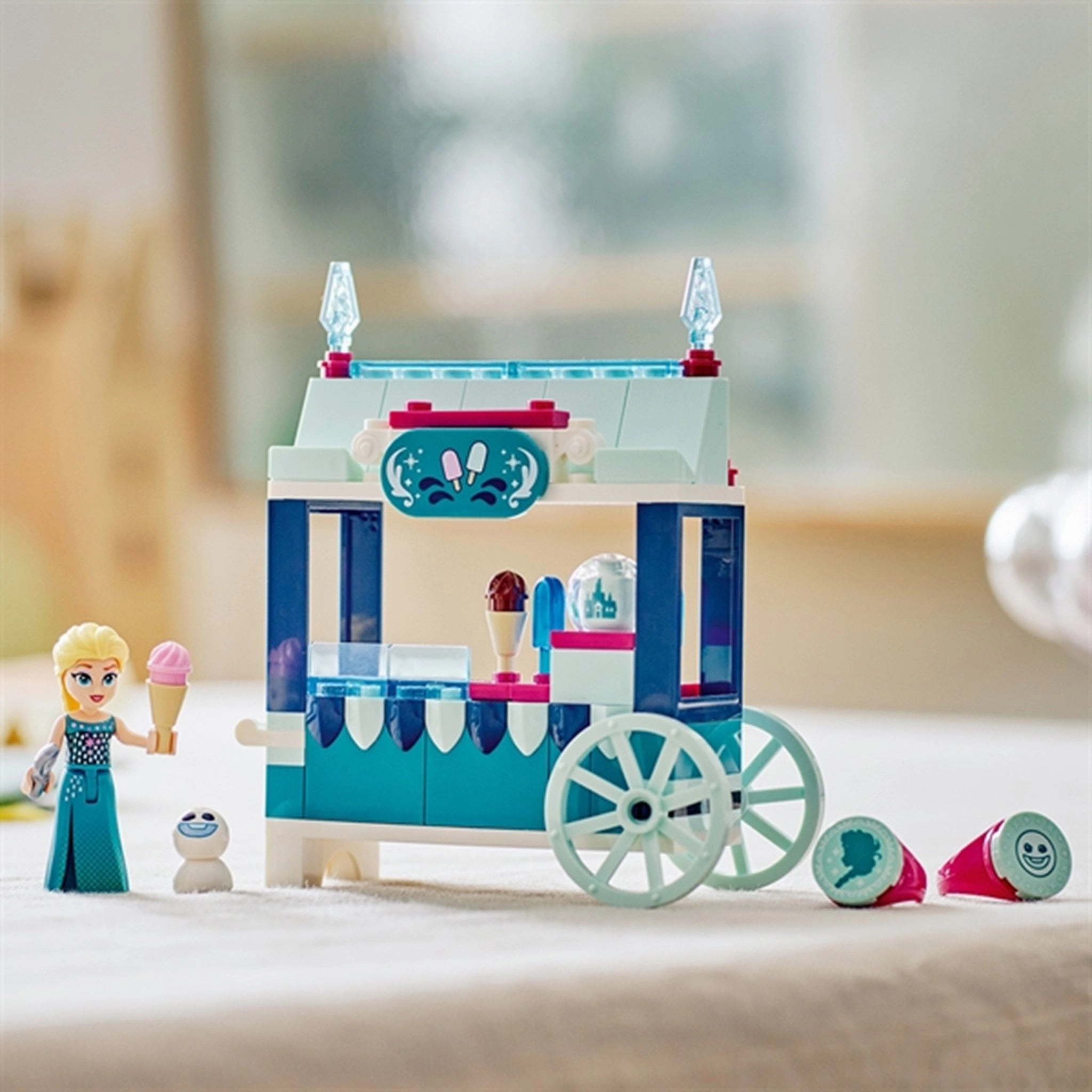 LEGO? Disney? Elsa's Frozen Treats