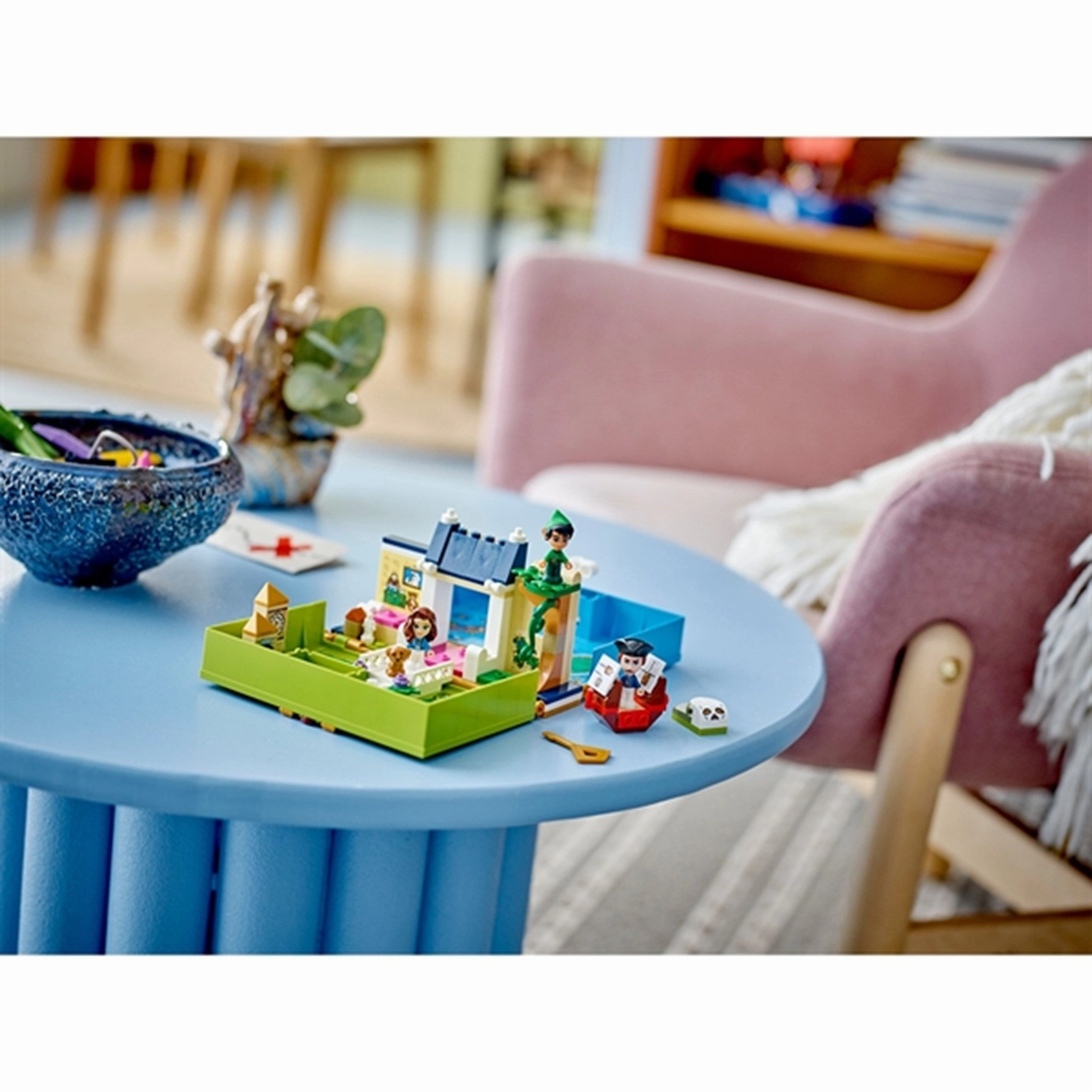 LEGO? Disney? Peter Pan & Wendy's Storybook Adventure