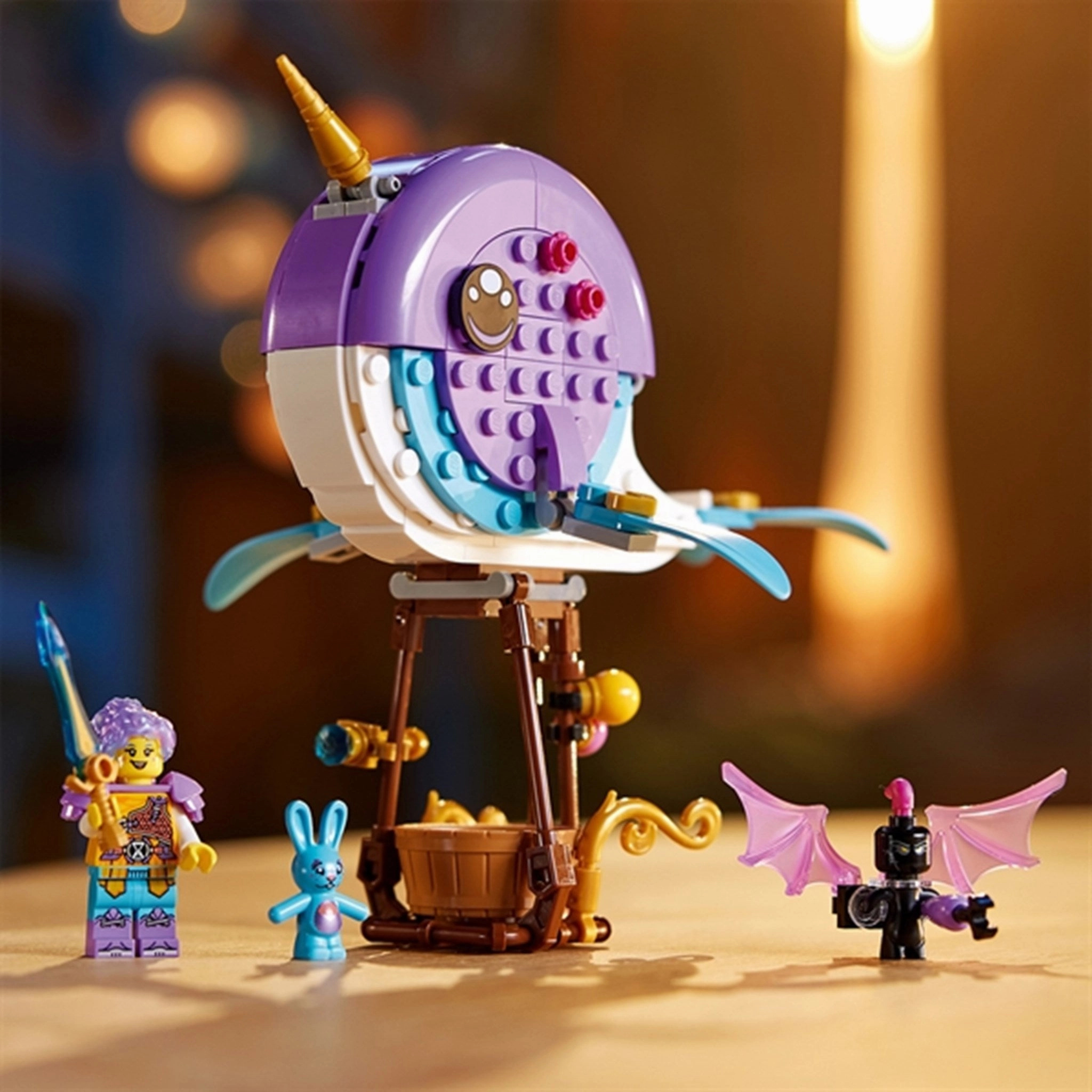 LEGO? DREAMZzz? Izzie's Narwhal Hot-Air Balloon