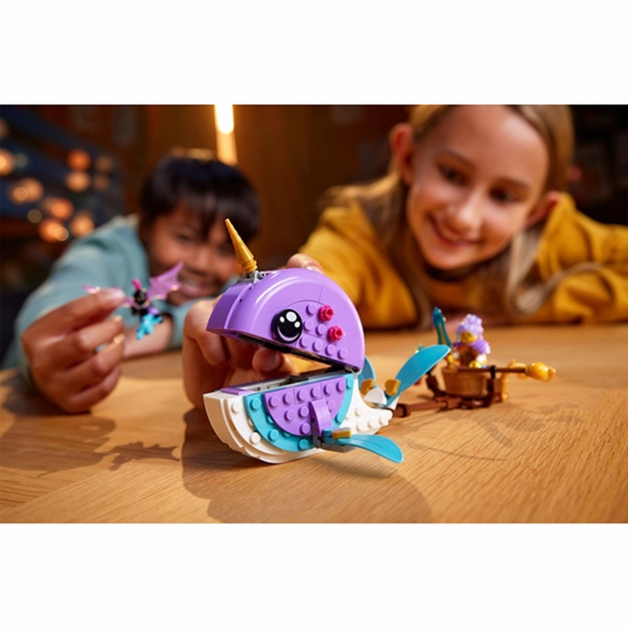 LEGO? DREAMZzz? Izzie's Narwhal Hot-Air Balloon