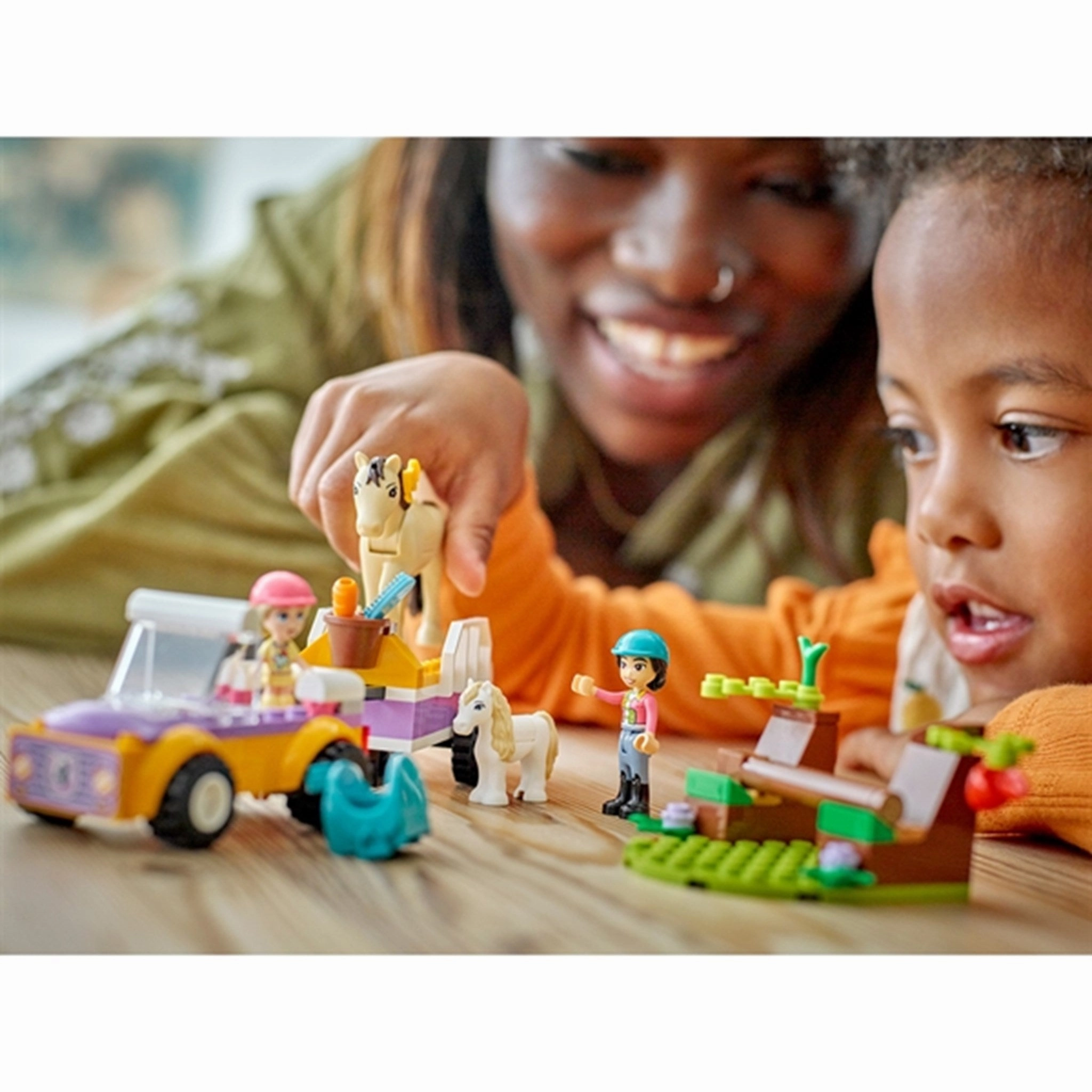 LEGO? Friends Horse and Pony Trailer