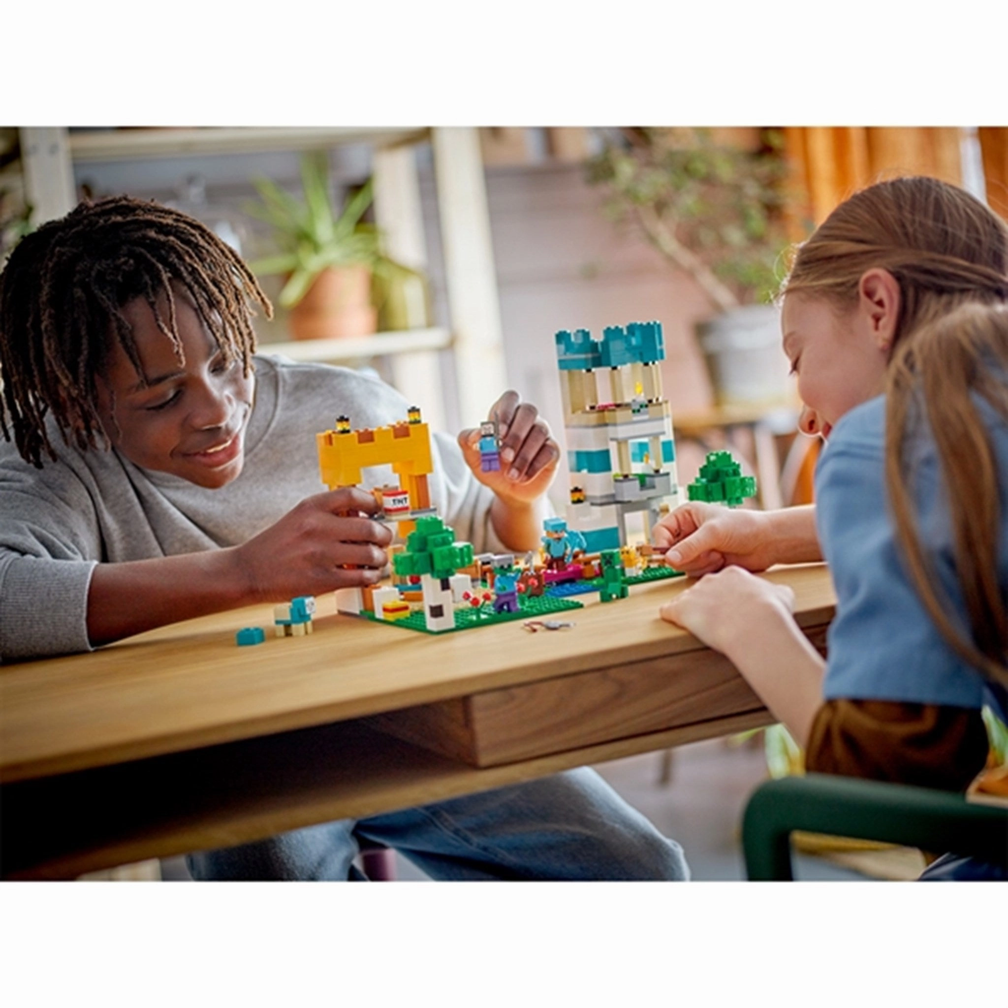 LEGO Minecraft The Crafting Box 4.0