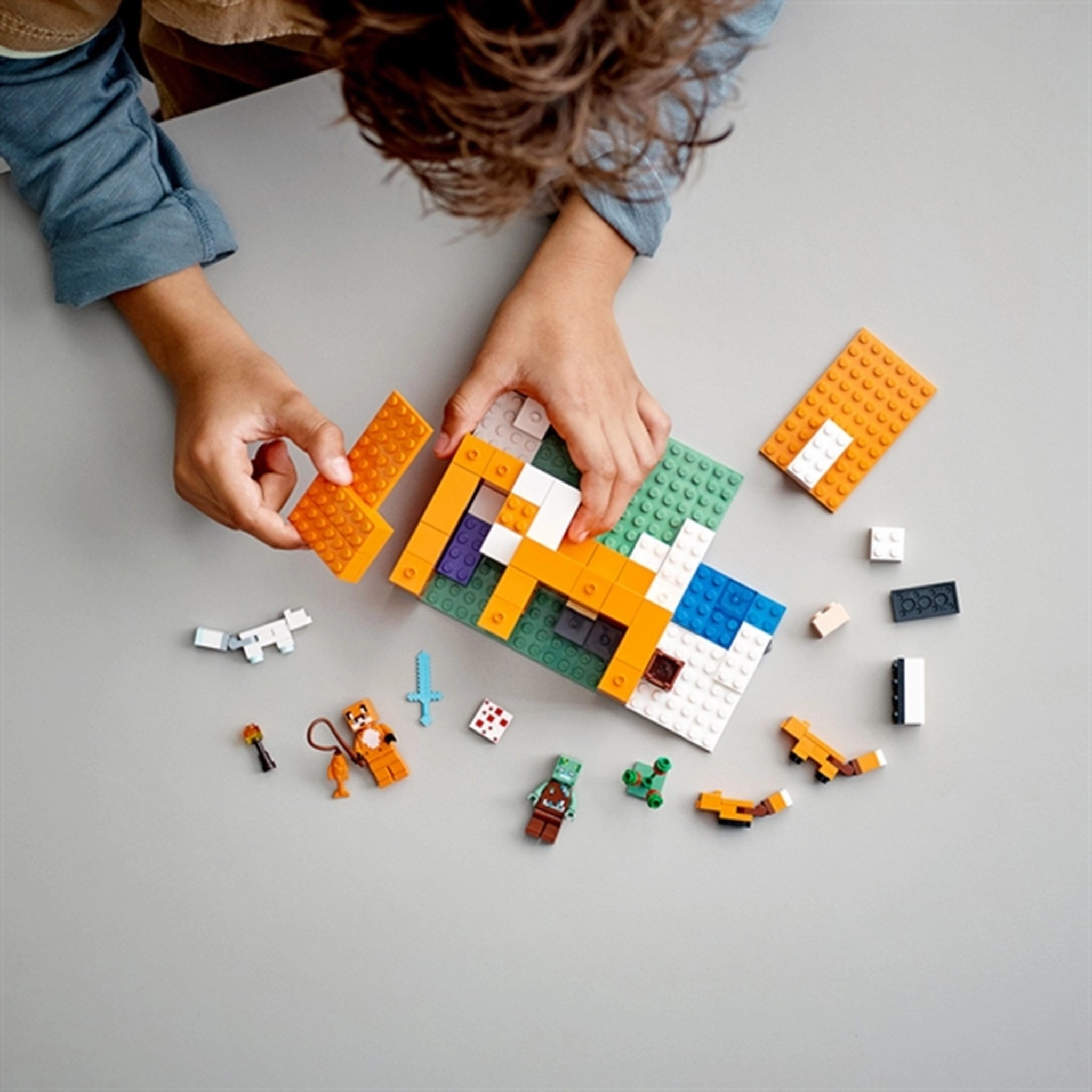 LEGO Minecraft The Fox Lodge