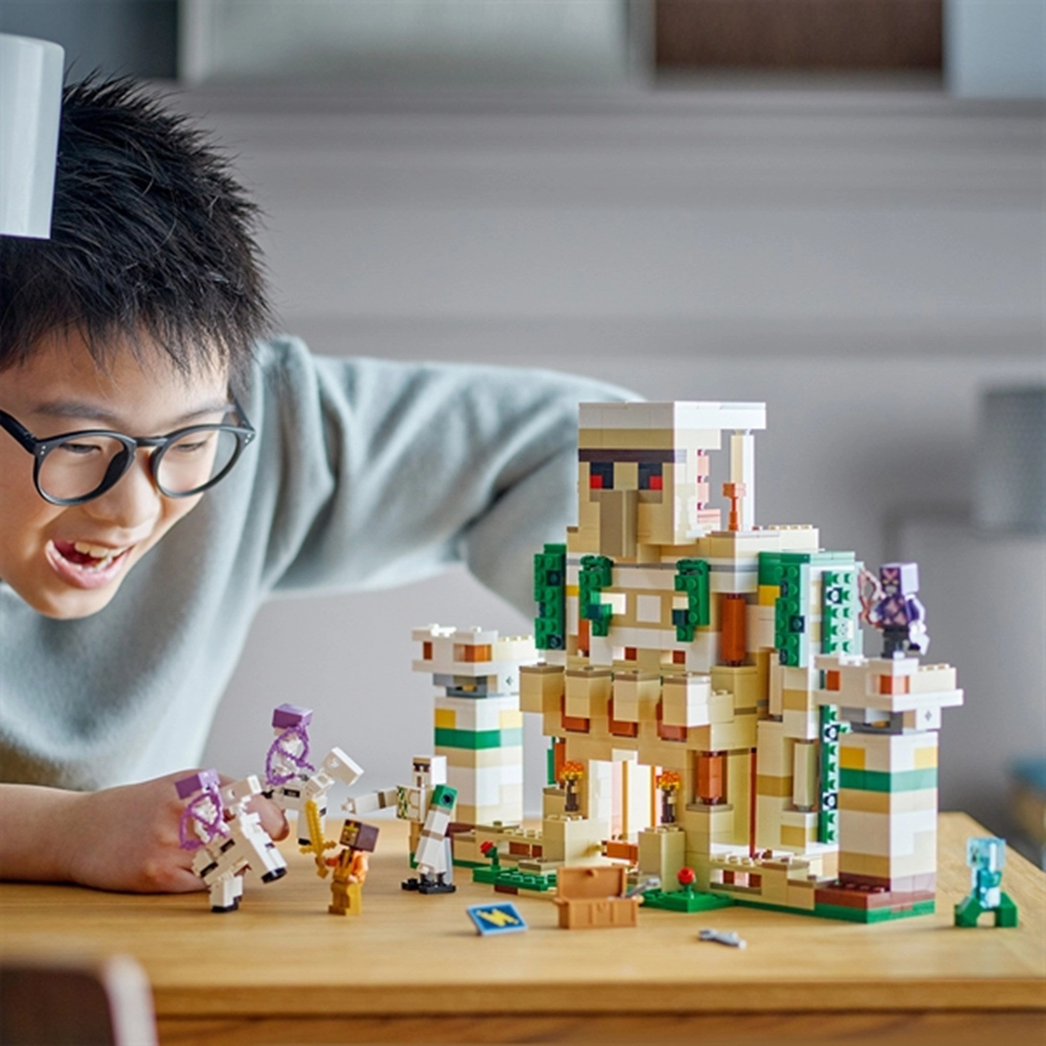 LEGO Minecraft The Iron Golem Fortress