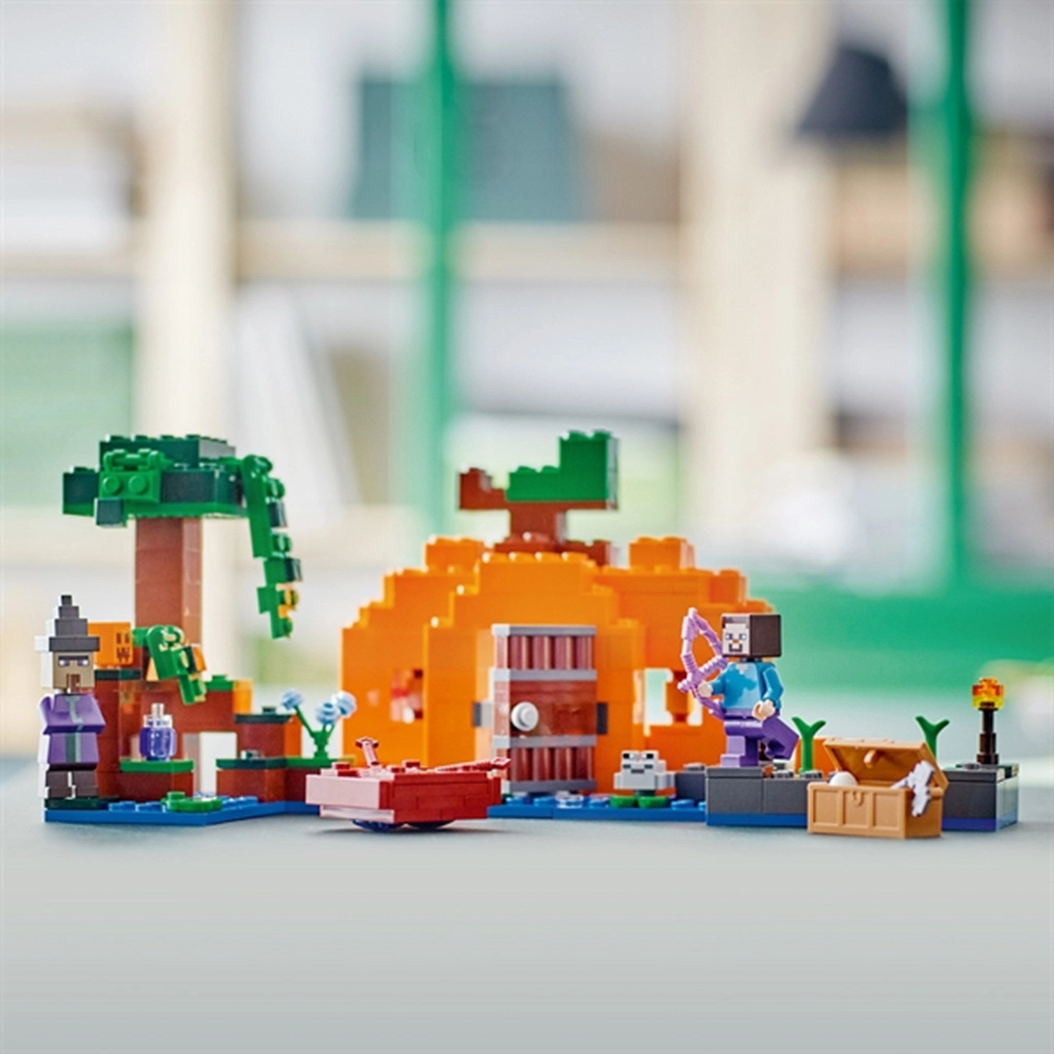 LEGO Minecraft The Pumpkin Farm
