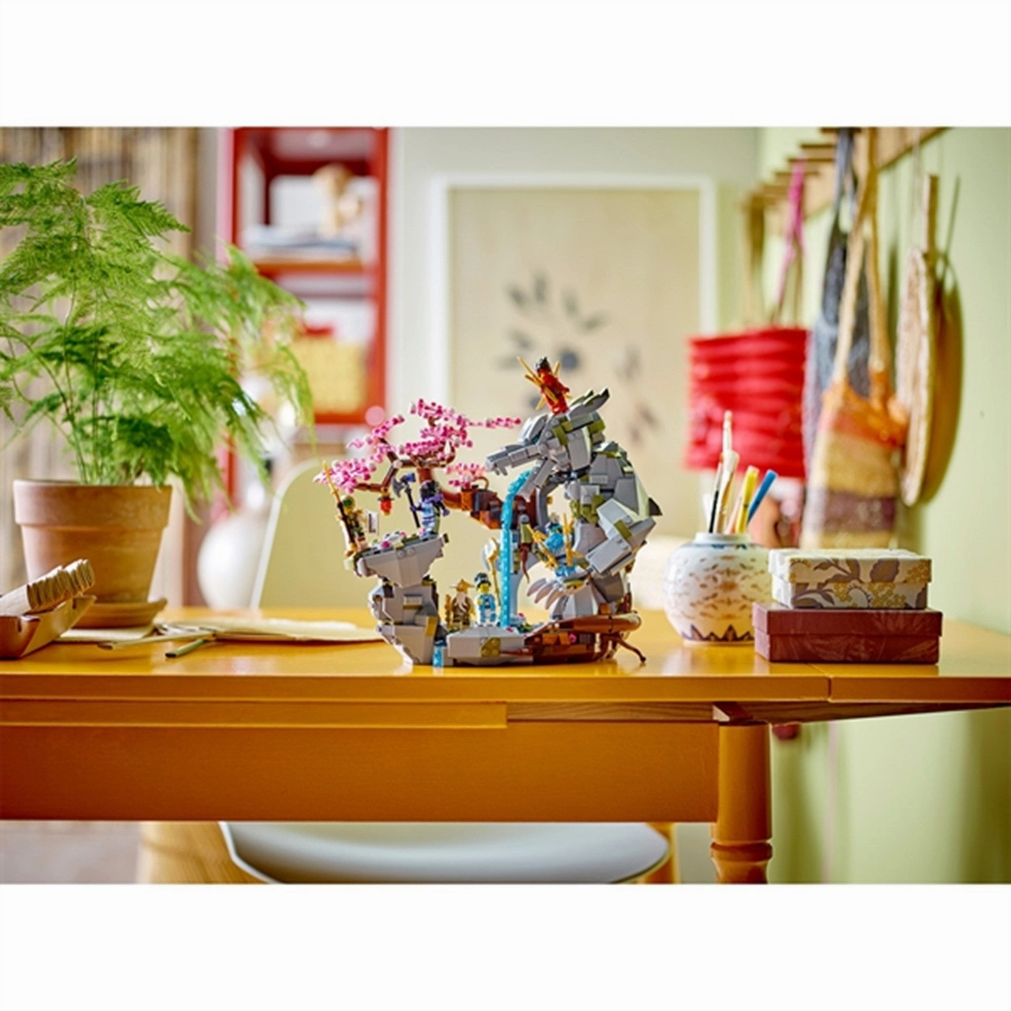 LEGO? NINJAGO? Dragon Stone Shrine