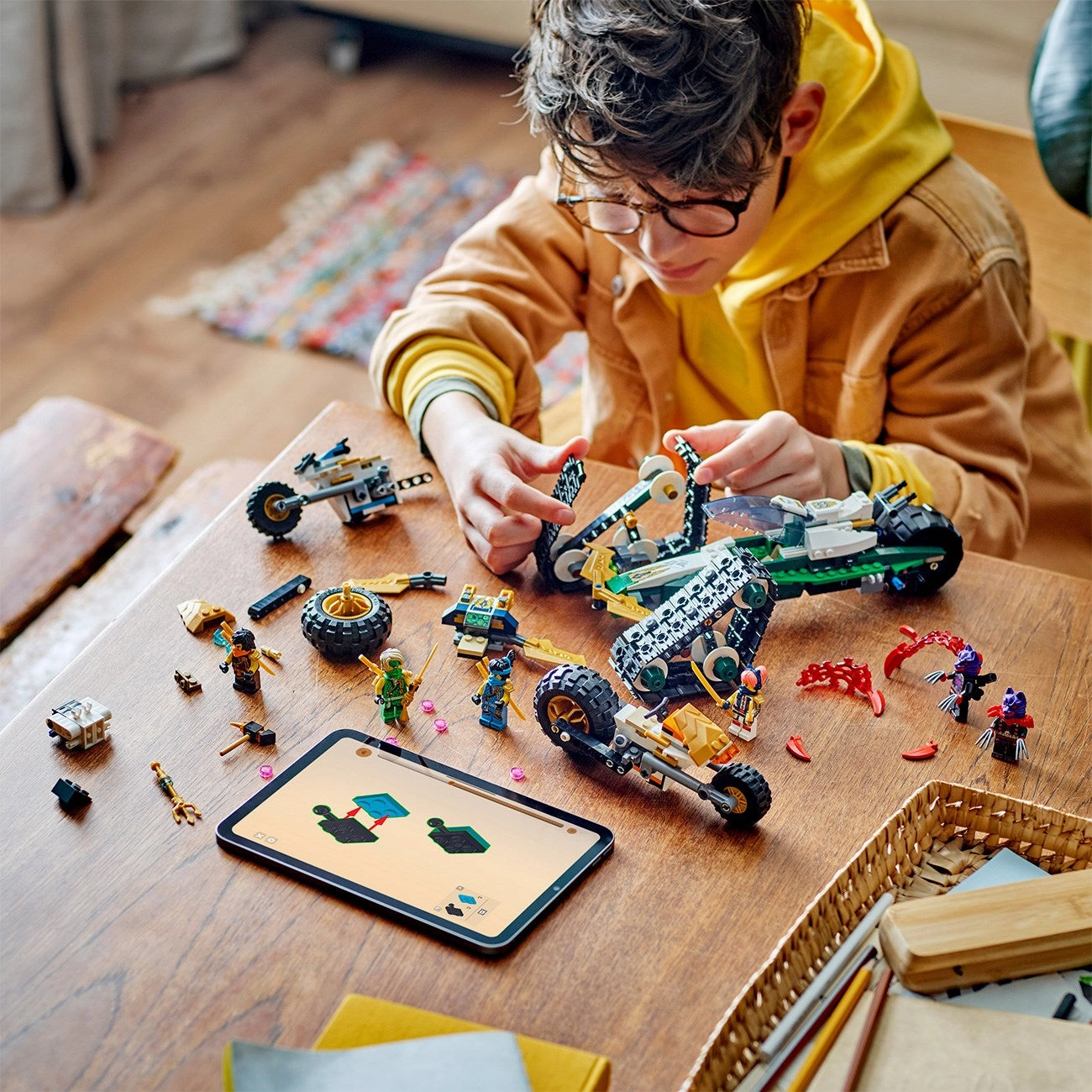 LEGO? NINJAGO? Ninja Team Combo Vehicle