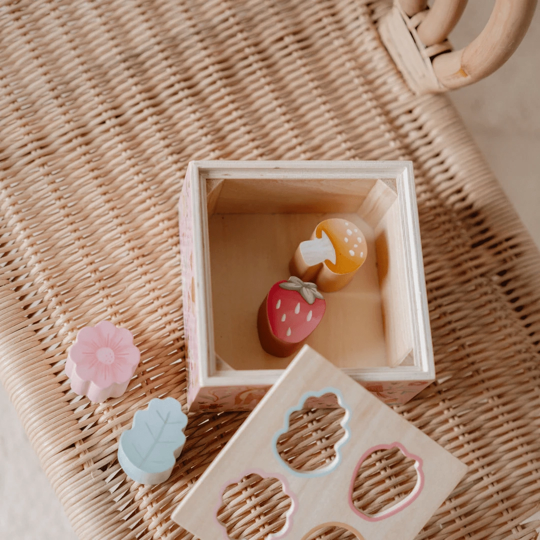 Little Dutch Fairy Garden Shape Sorter