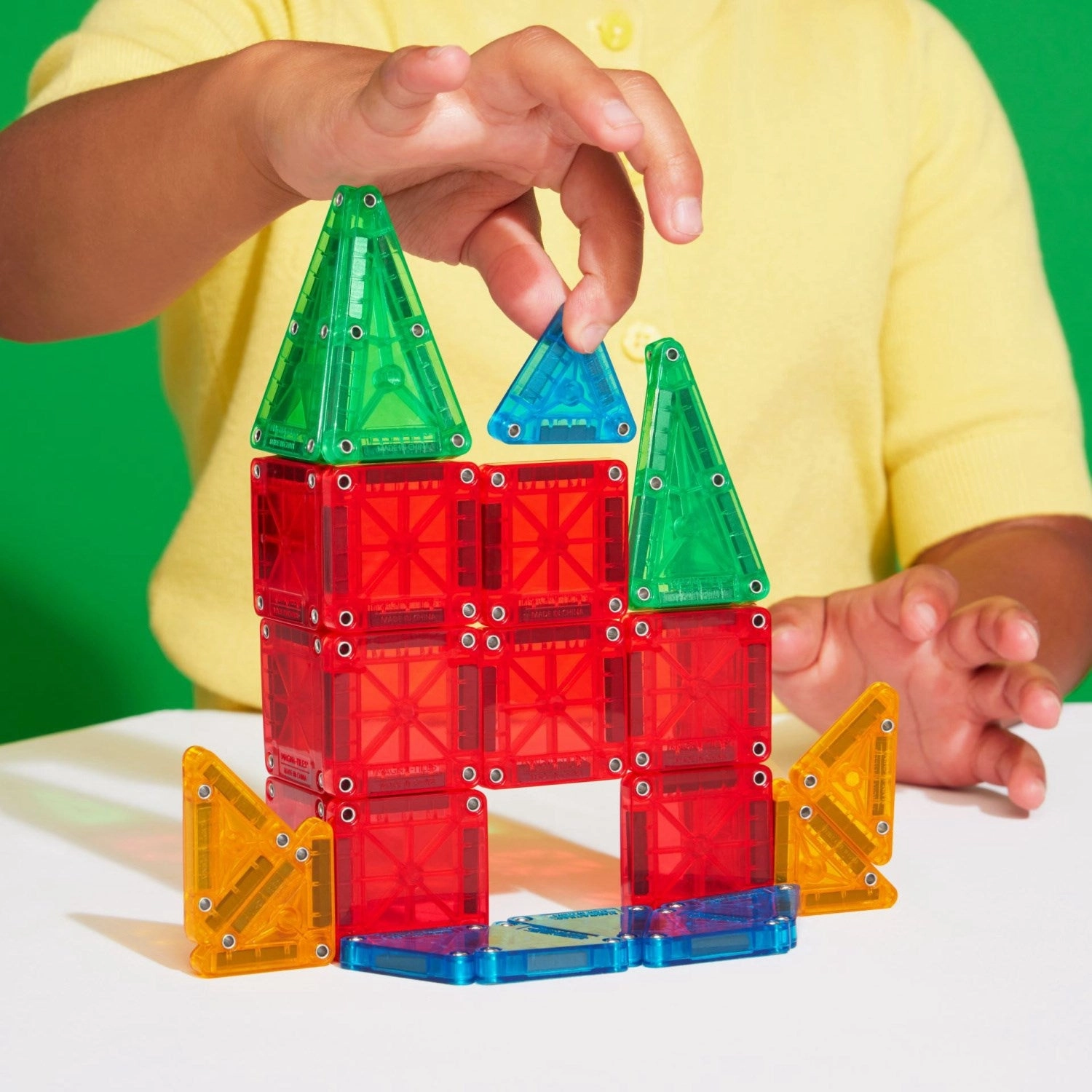 Magna-Tiles? microMAGS Travel Tin Case 26 pcs