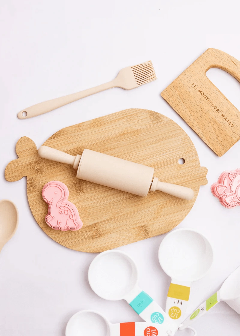 Montessori Mates Wooden Kids Cutting Board   Knife Set