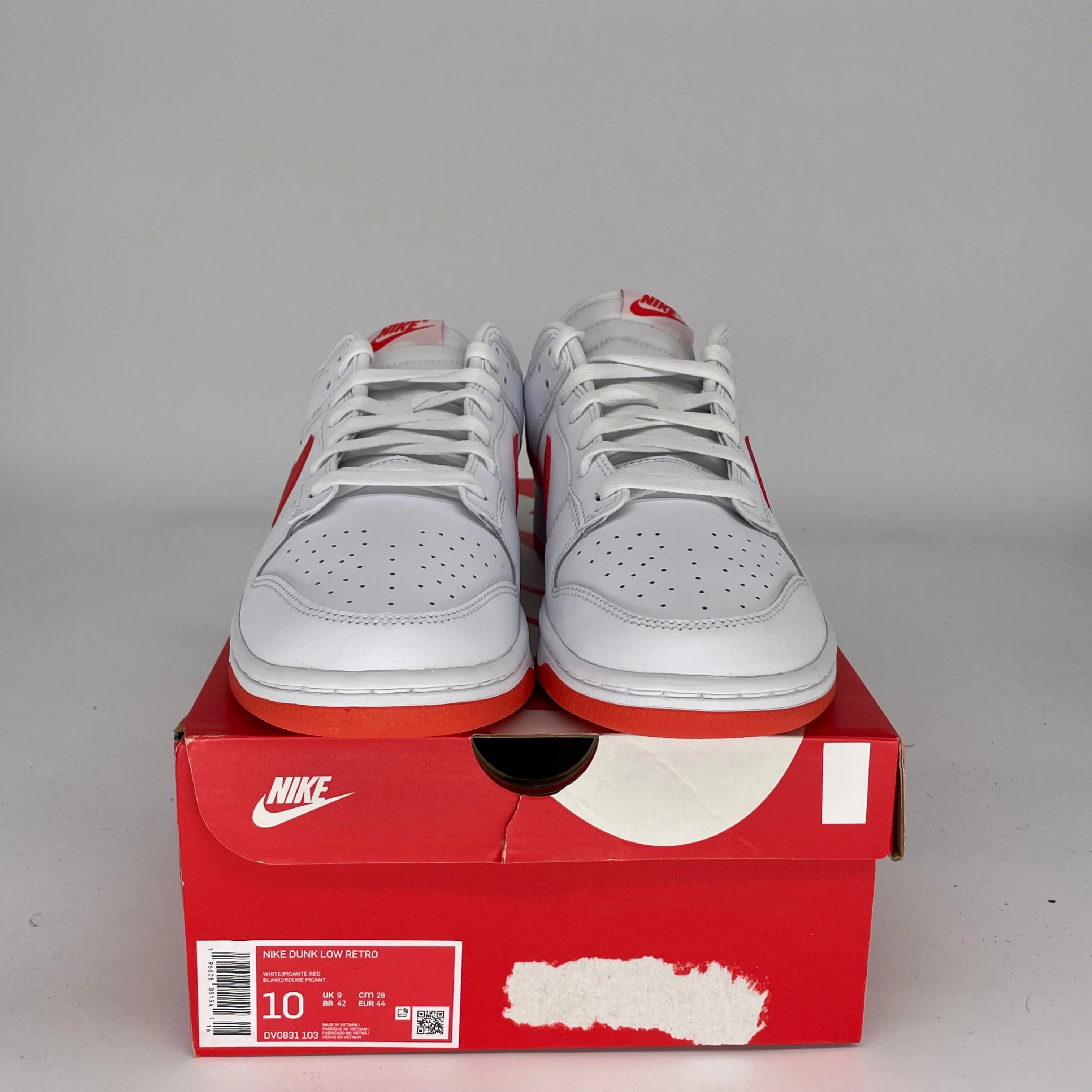 NIKE DUNK LOW WHITE PICANTE RED SIZE 10 DV0831-103