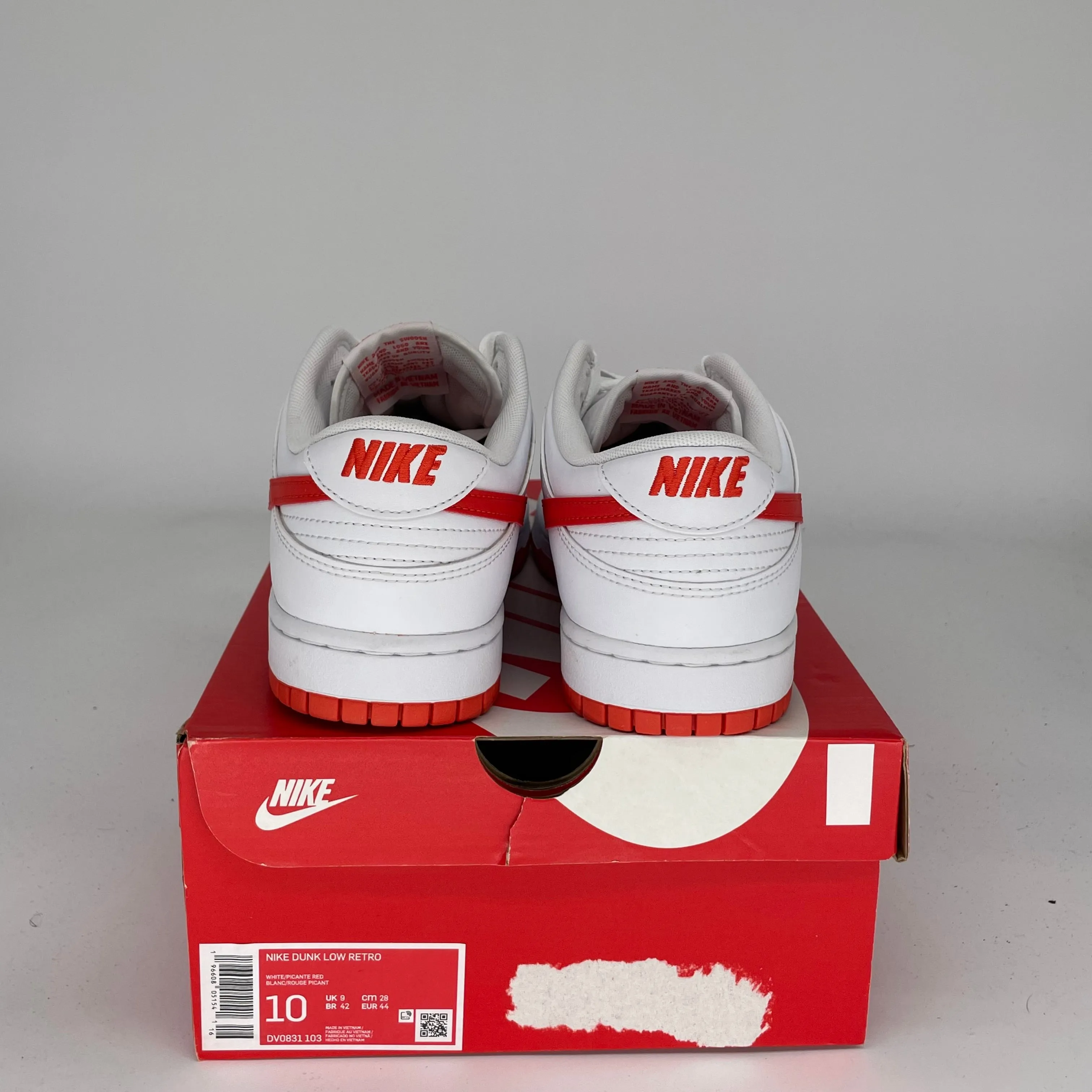 NIKE DUNK LOW WHITE PICANTE RED SIZE 10 DV0831-103