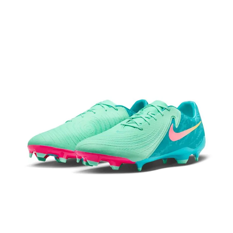 Nike Phantom GX II Academy LV8 Firm/Multi-Ground Cleats