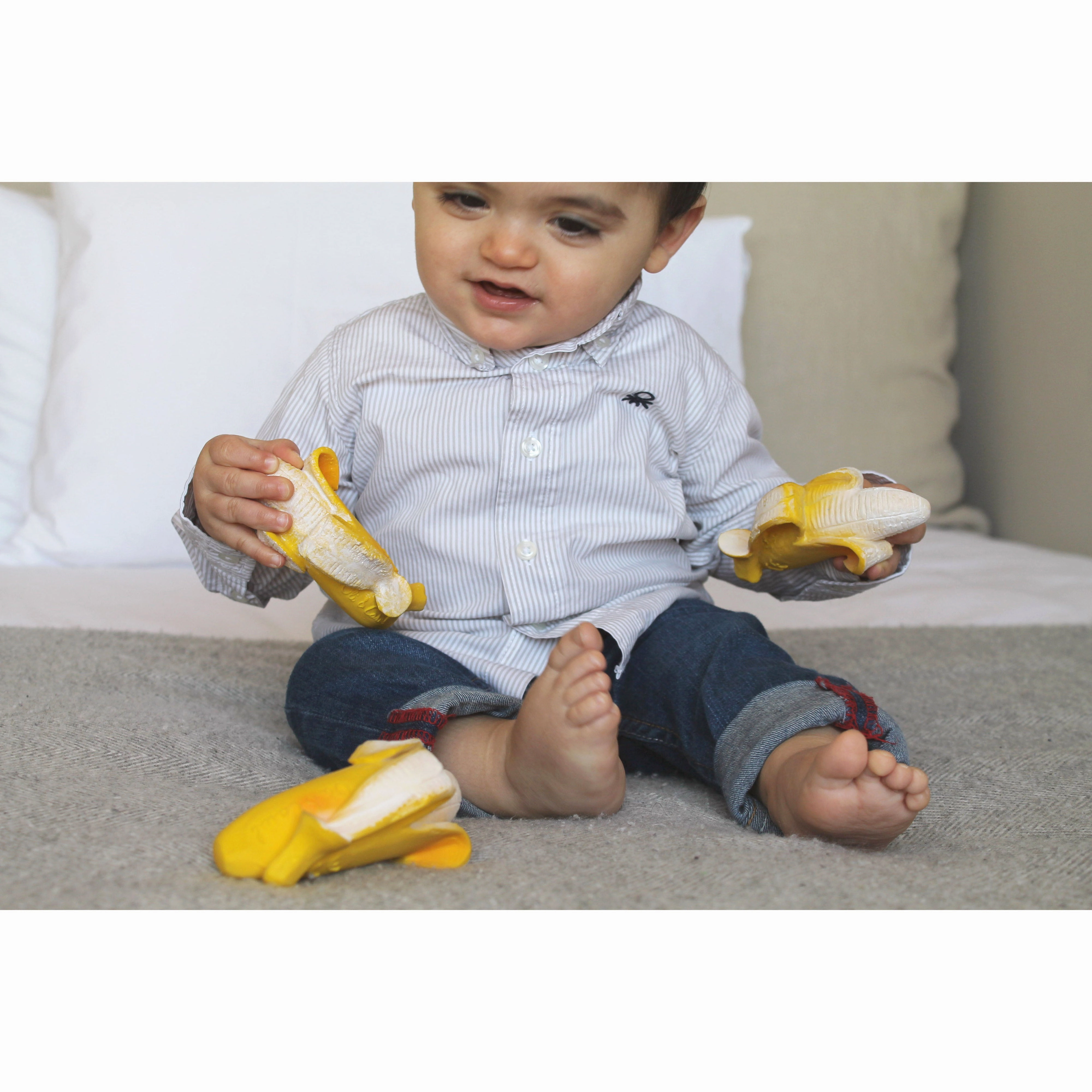 Oli & Carol Ana Banana Teether