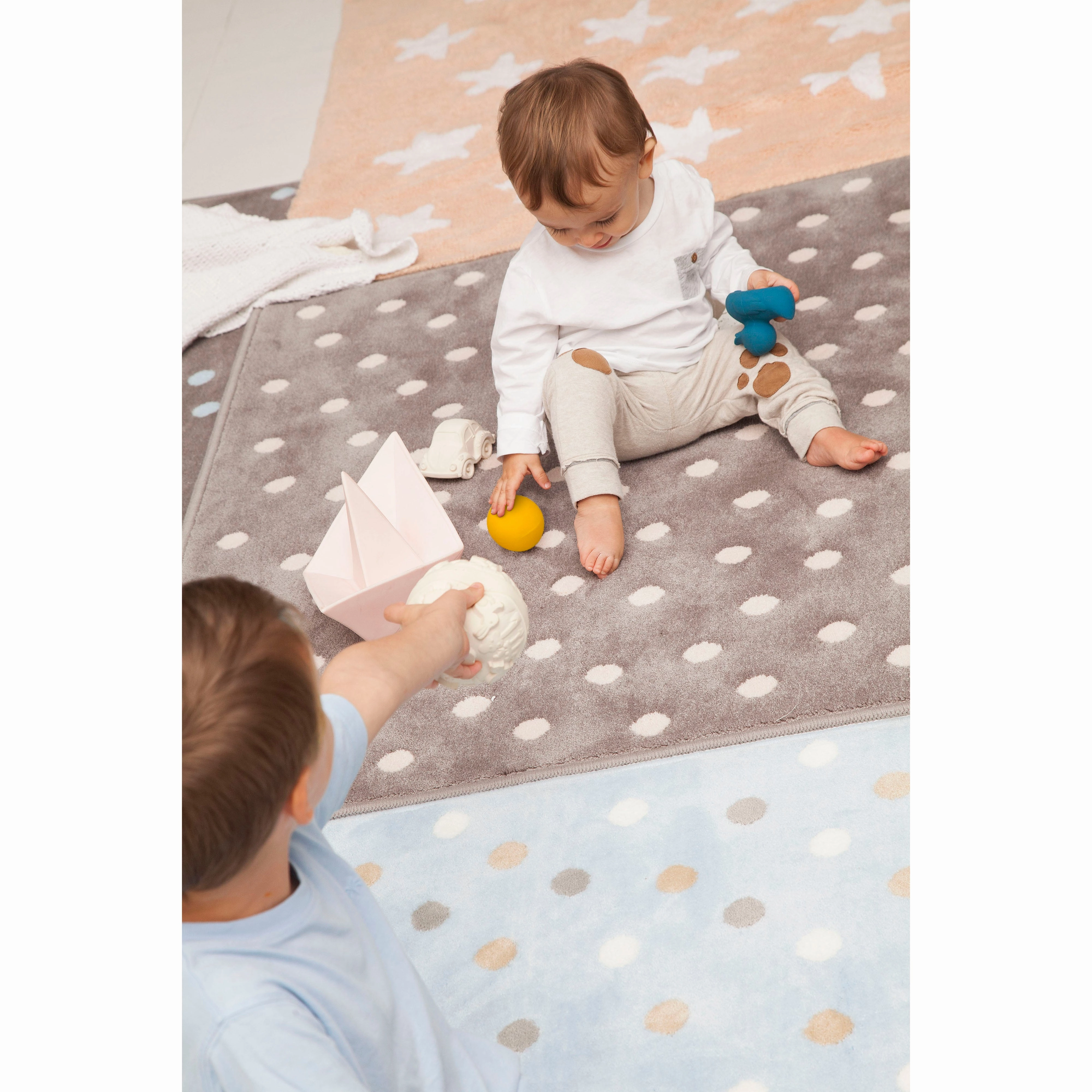 Oli & Carol Baby Balls Teether