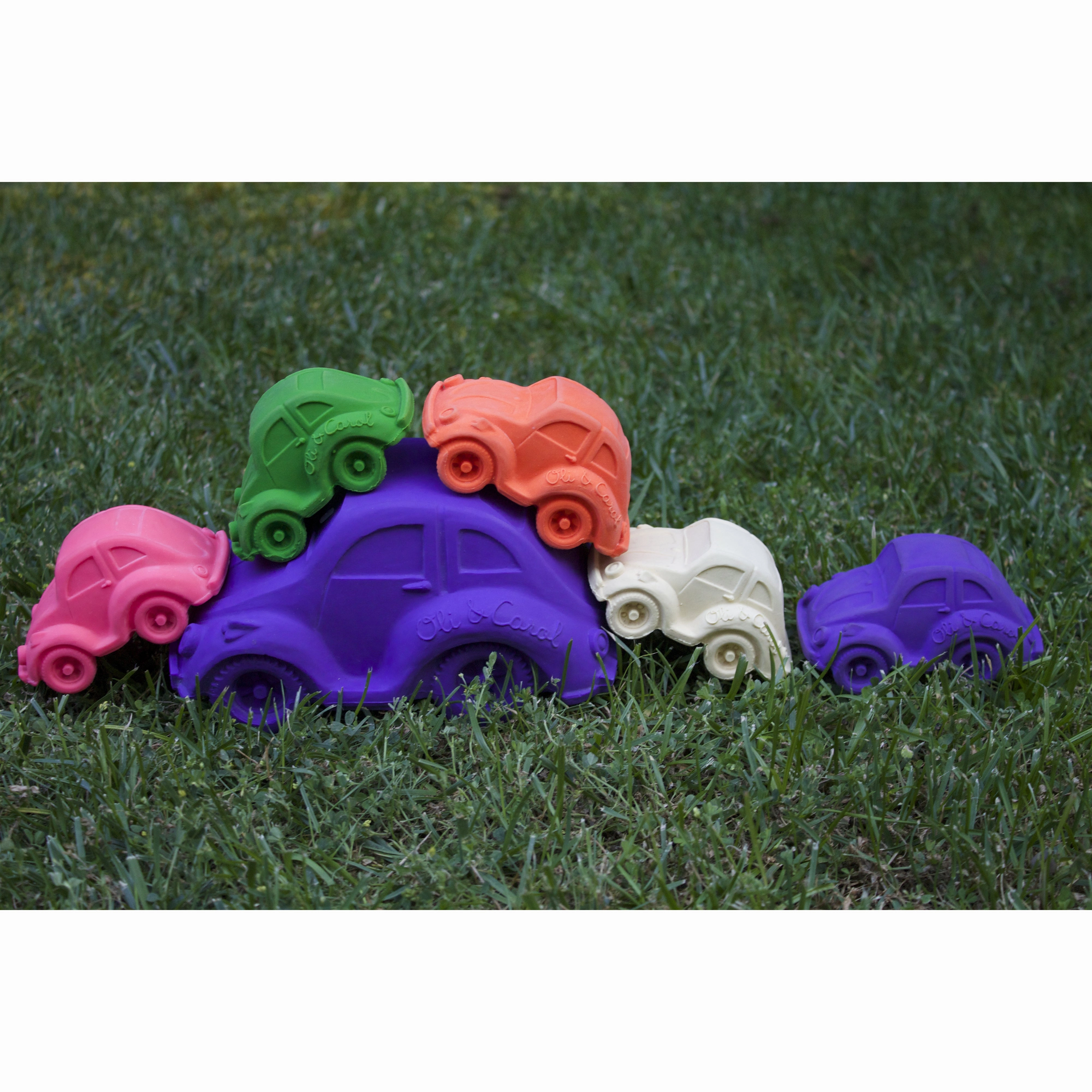 Oli & Carol Carl The Car XL Pink Teether