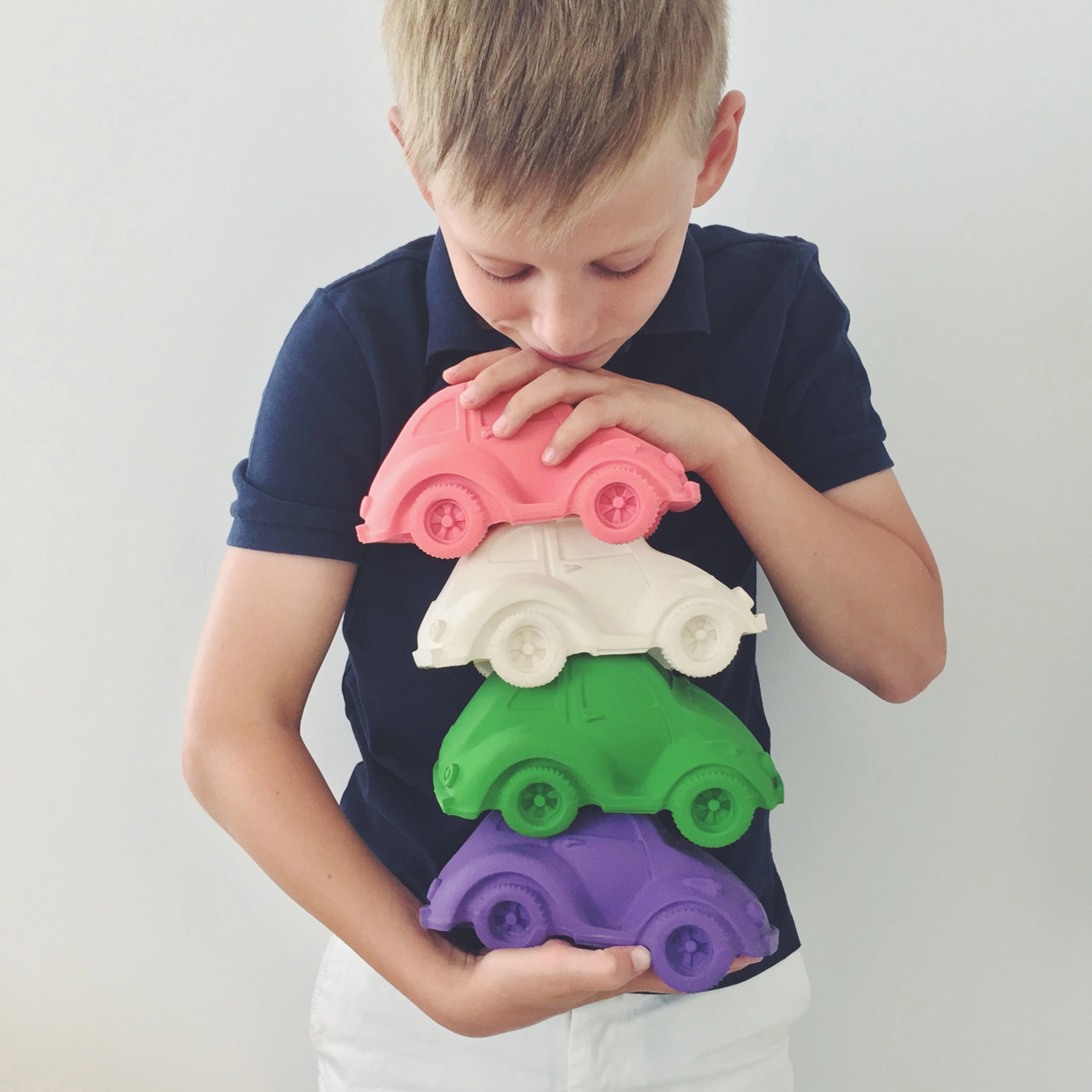 Oli & Carol Carl The Car XL Pink Teether