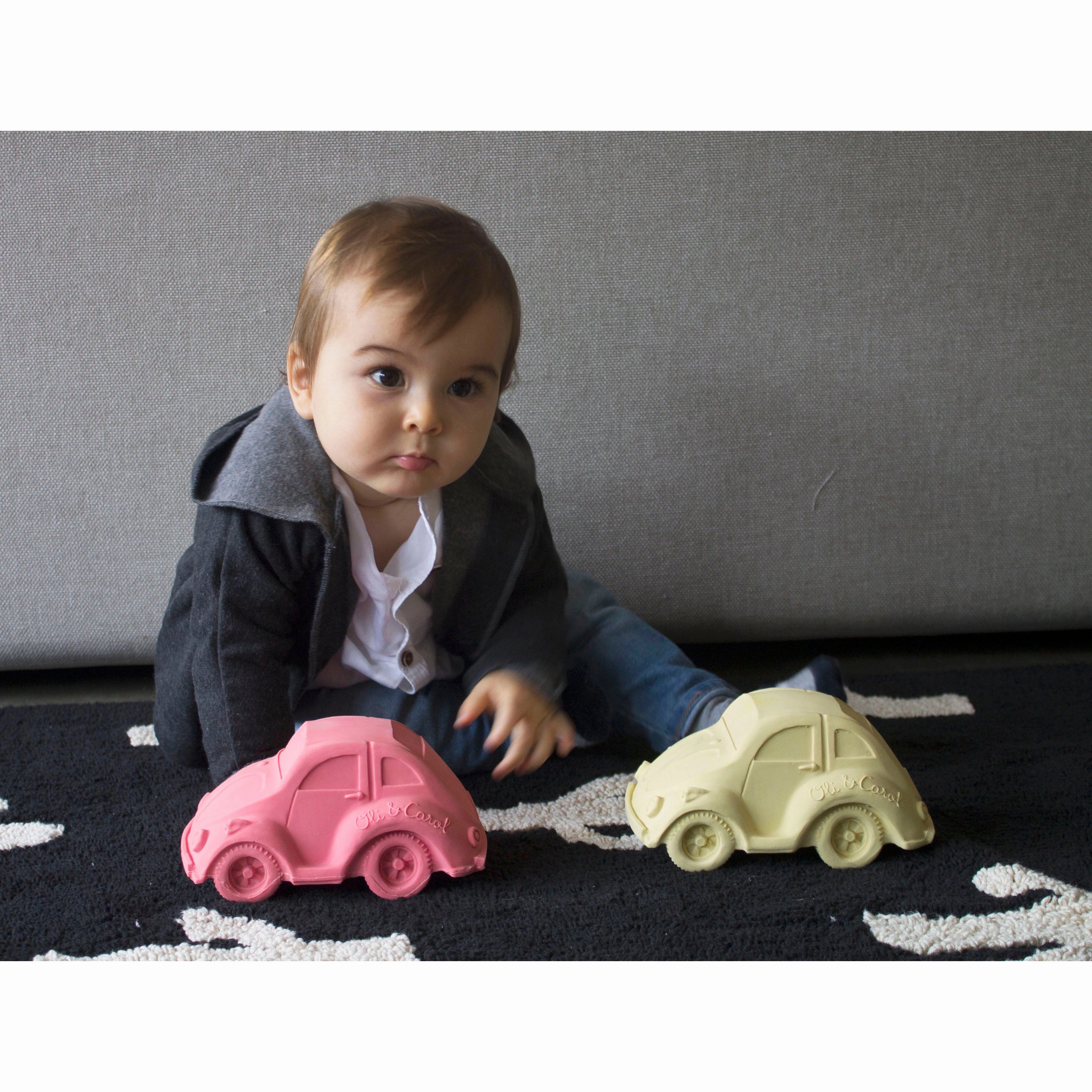 Oli & Carol Extra Large Beetle Car Teether