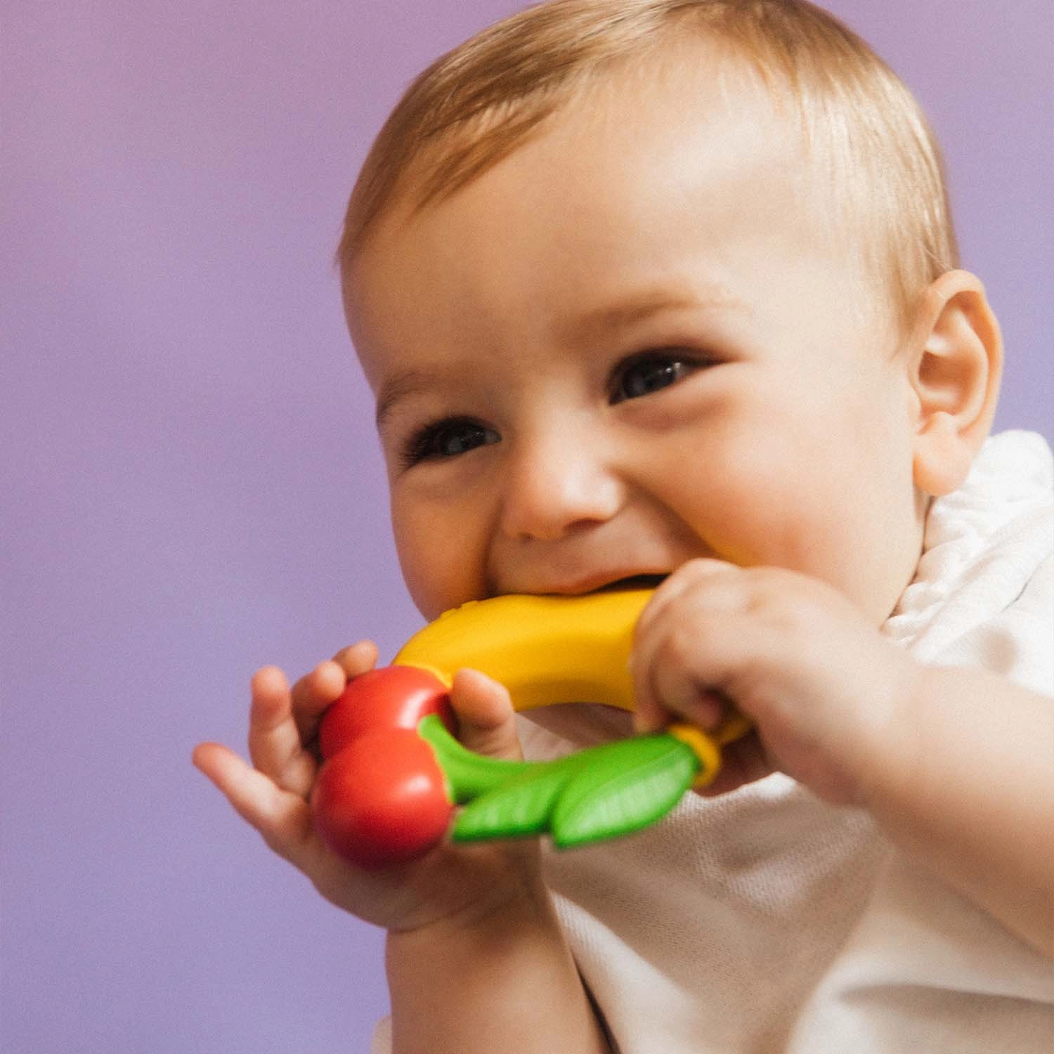 Oli & Carol Fruit Teething Ring