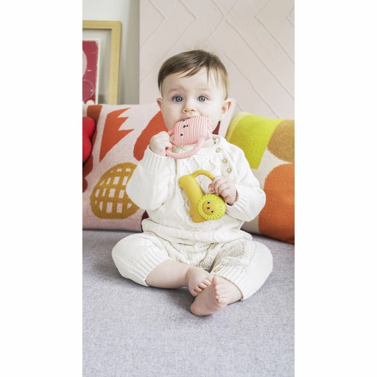 Oli & Carol Ginge Cat Teether