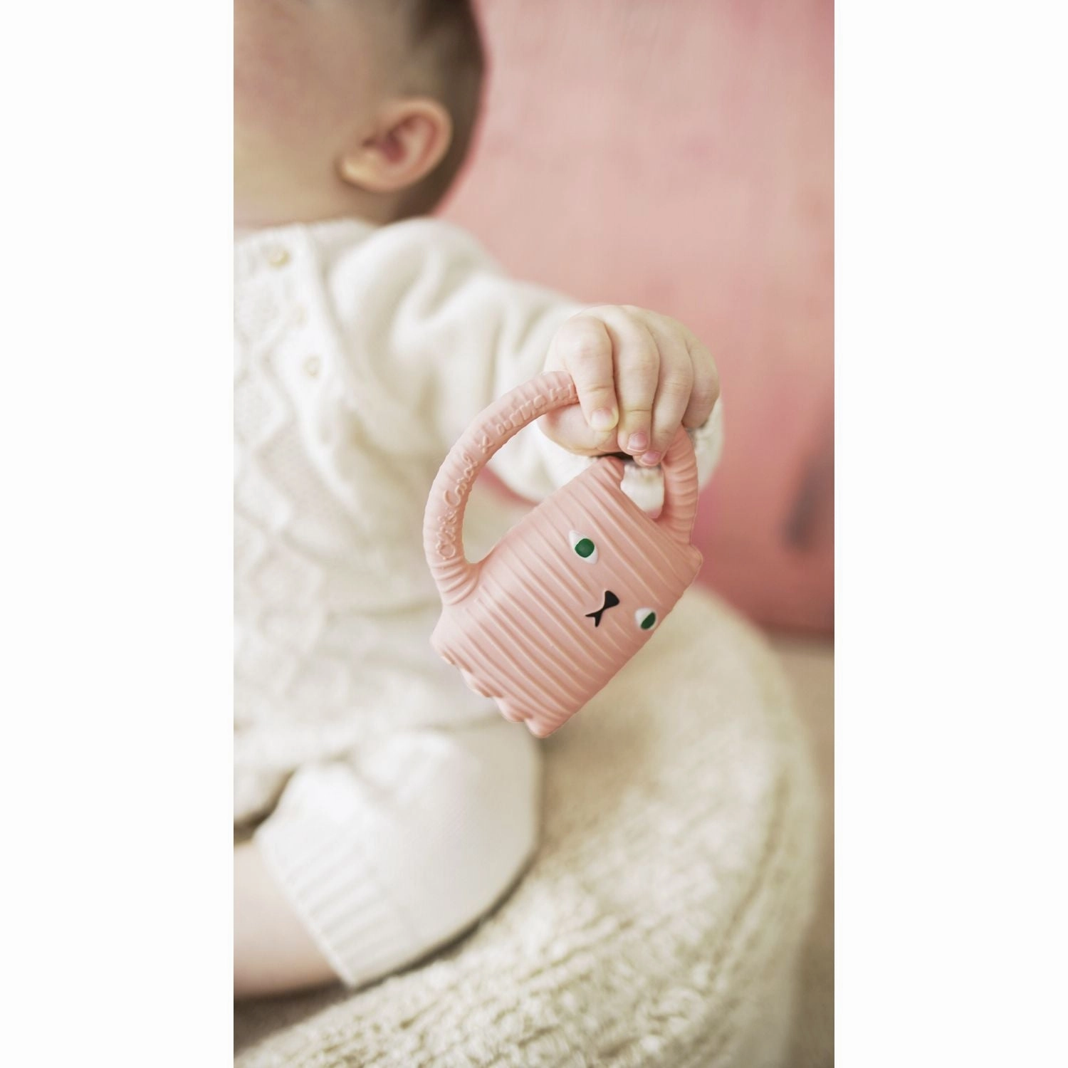 Oli & Carol Ginge Cat Teether