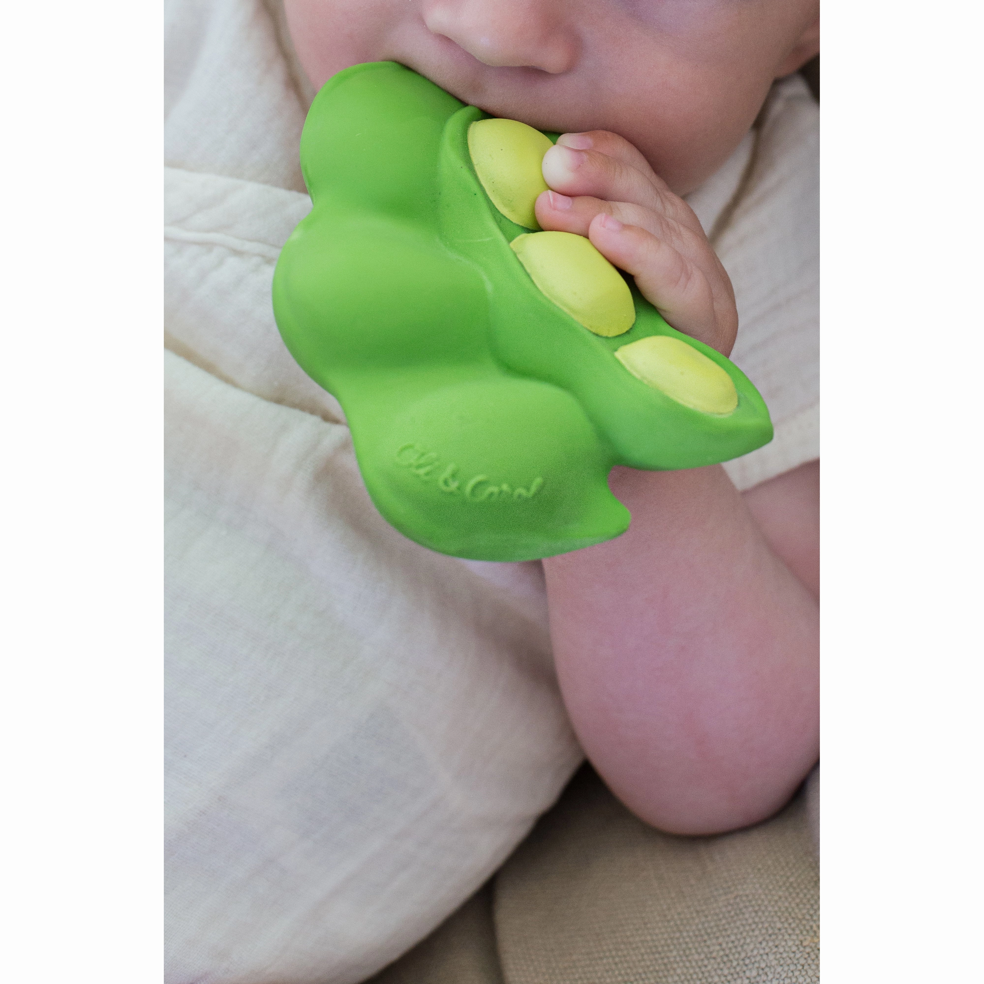 Oli & Carol Keiko The Edamame Teether